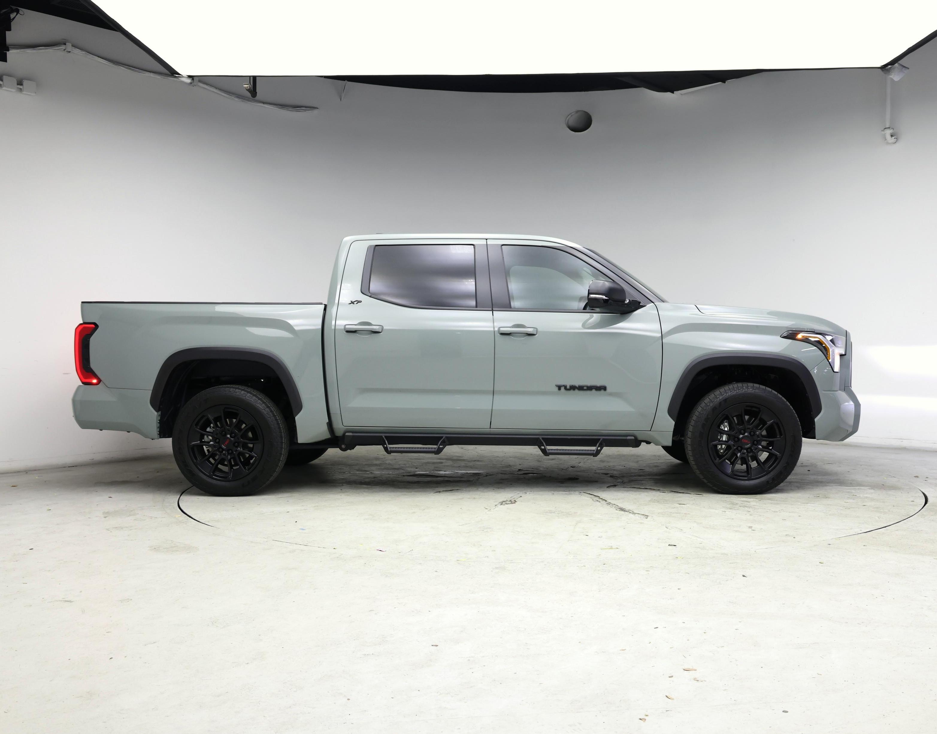 Thumbnail: 2024 Toyota Tundra - 7