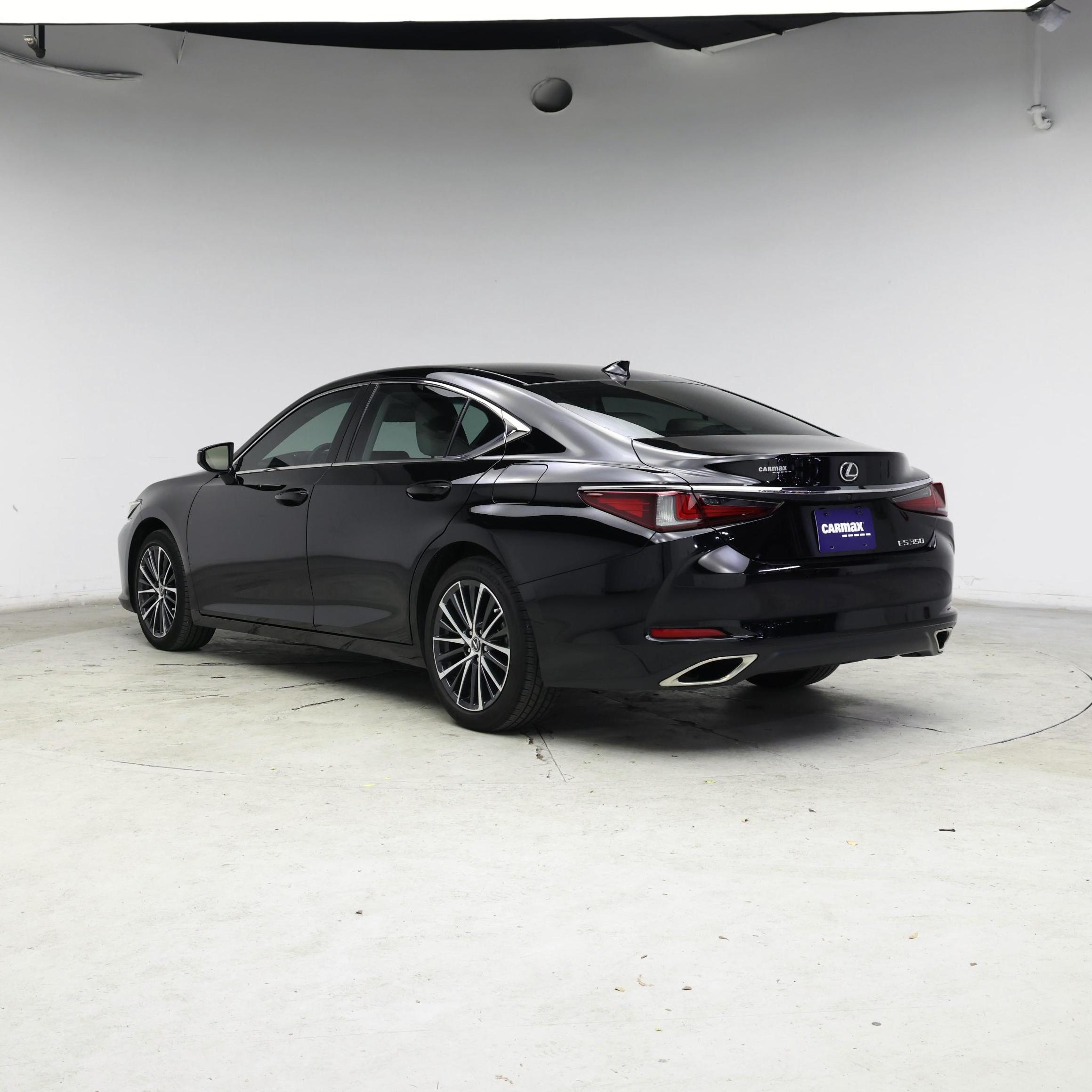 Thumbnail: 2024 Lexus ES - 2