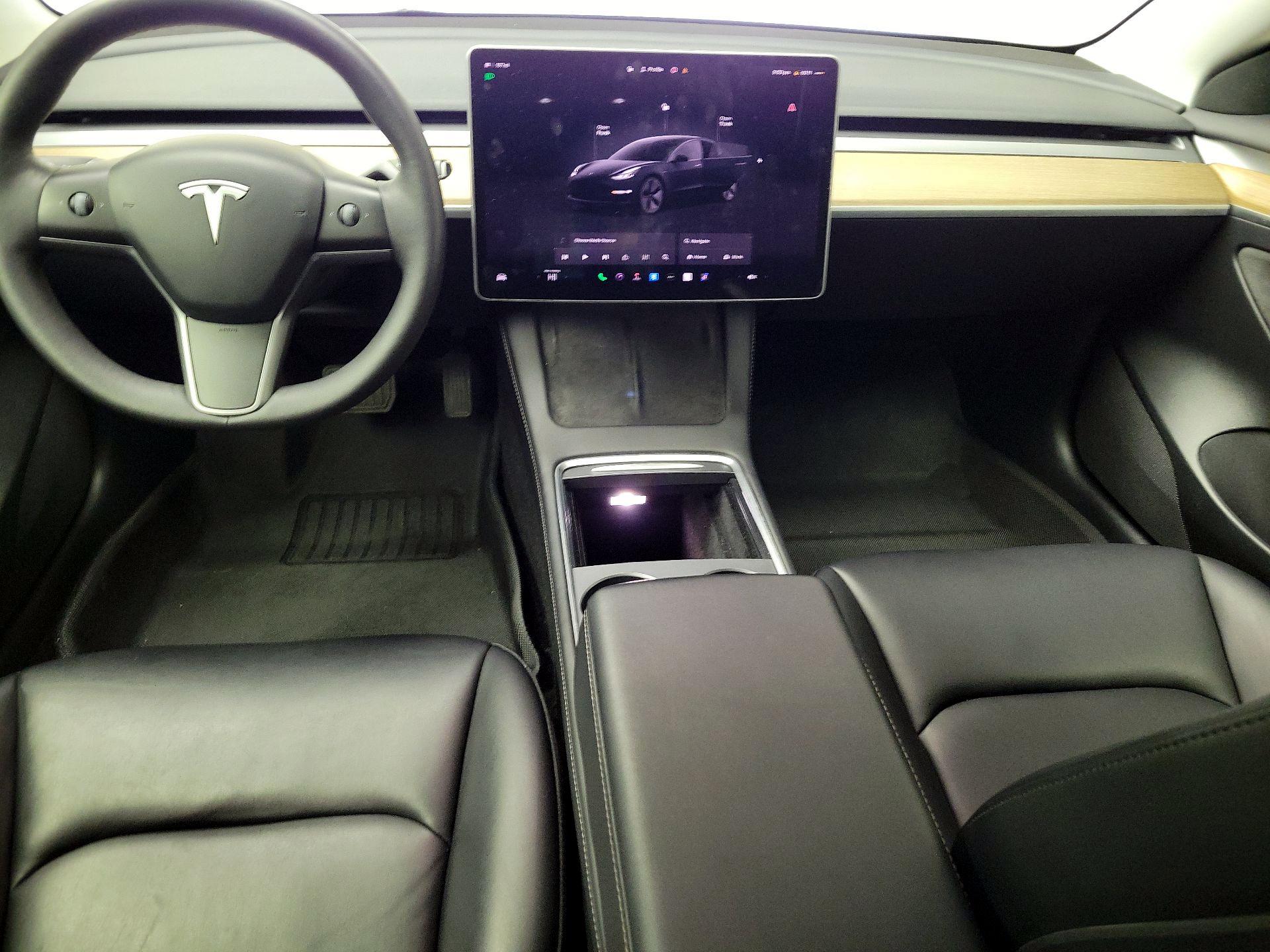 Thumbnail: 2023 Tesla Model 3 - 9