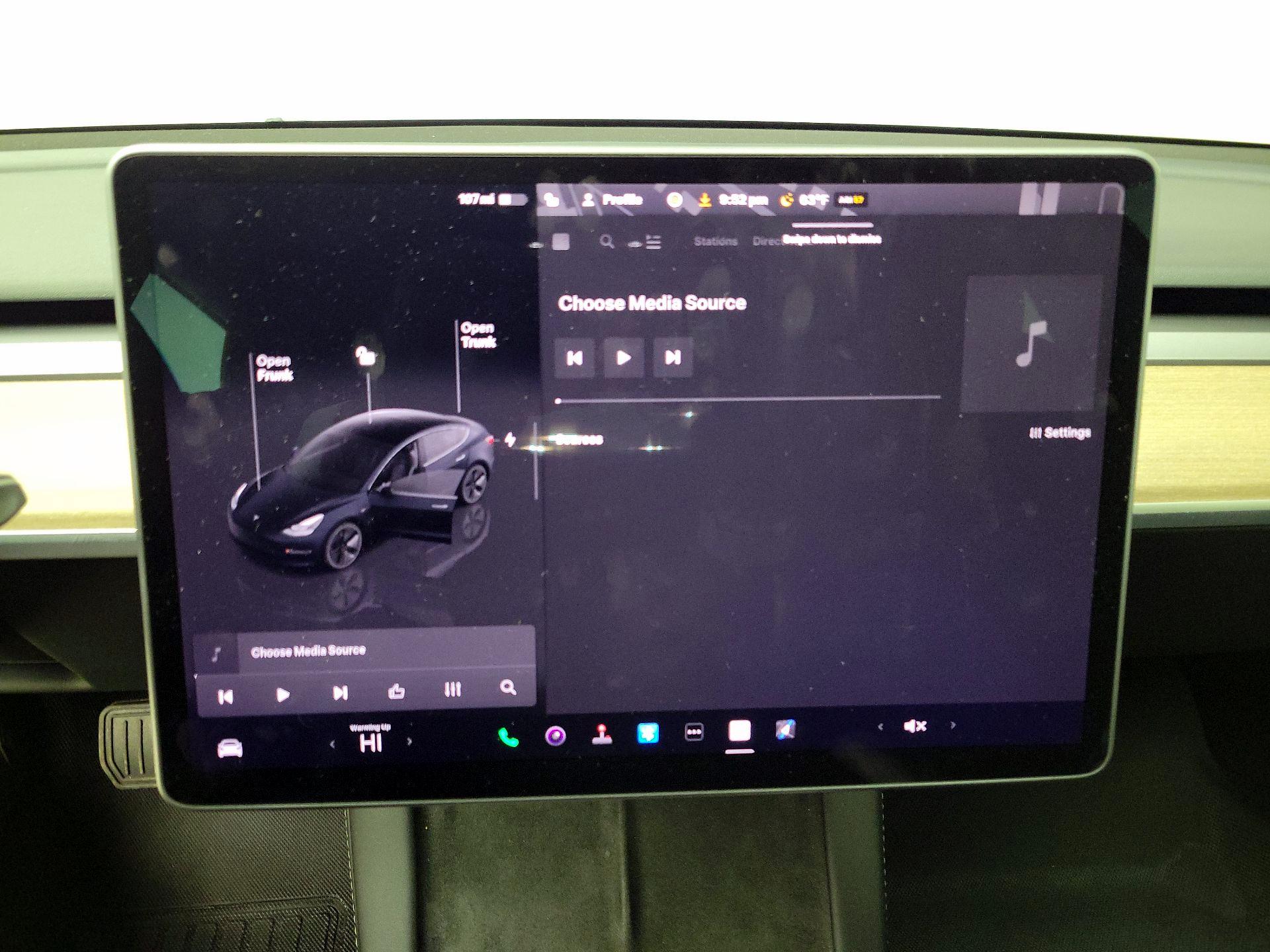 Thumbnail: 2023 Tesla Model 3 - 15