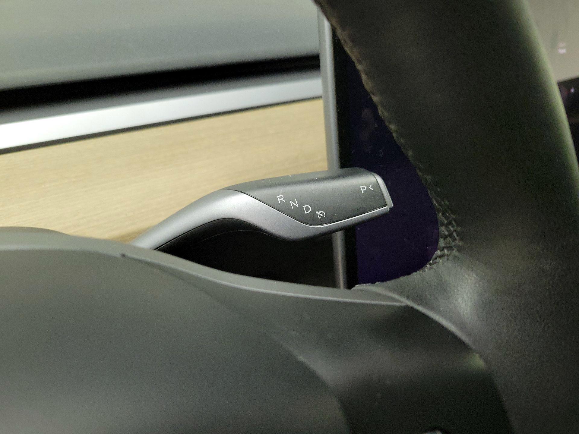 Thumbnail: 2023 Tesla Model 3 - 17