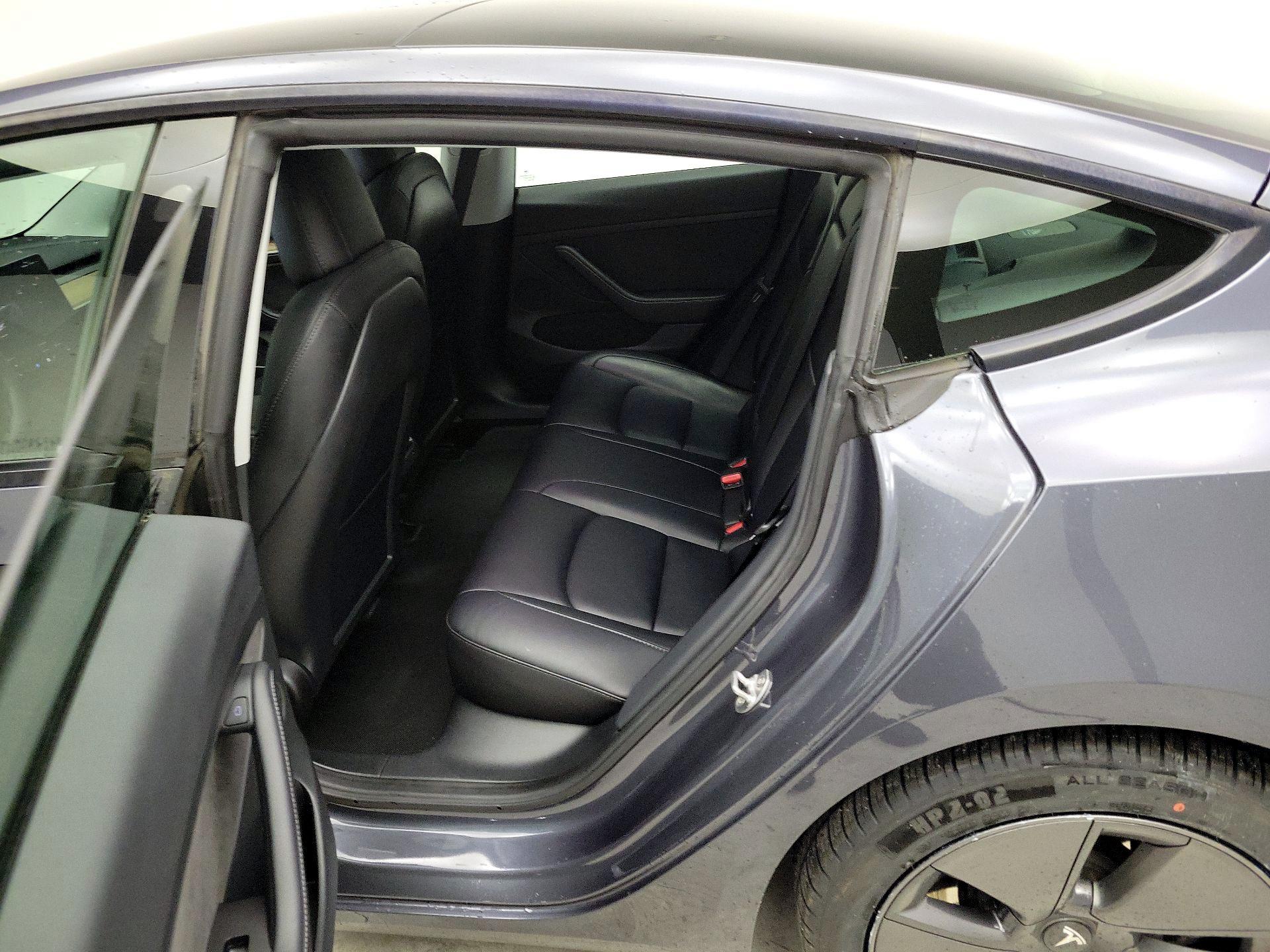 Thumbnail: 2023 Tesla Model 3 - 20