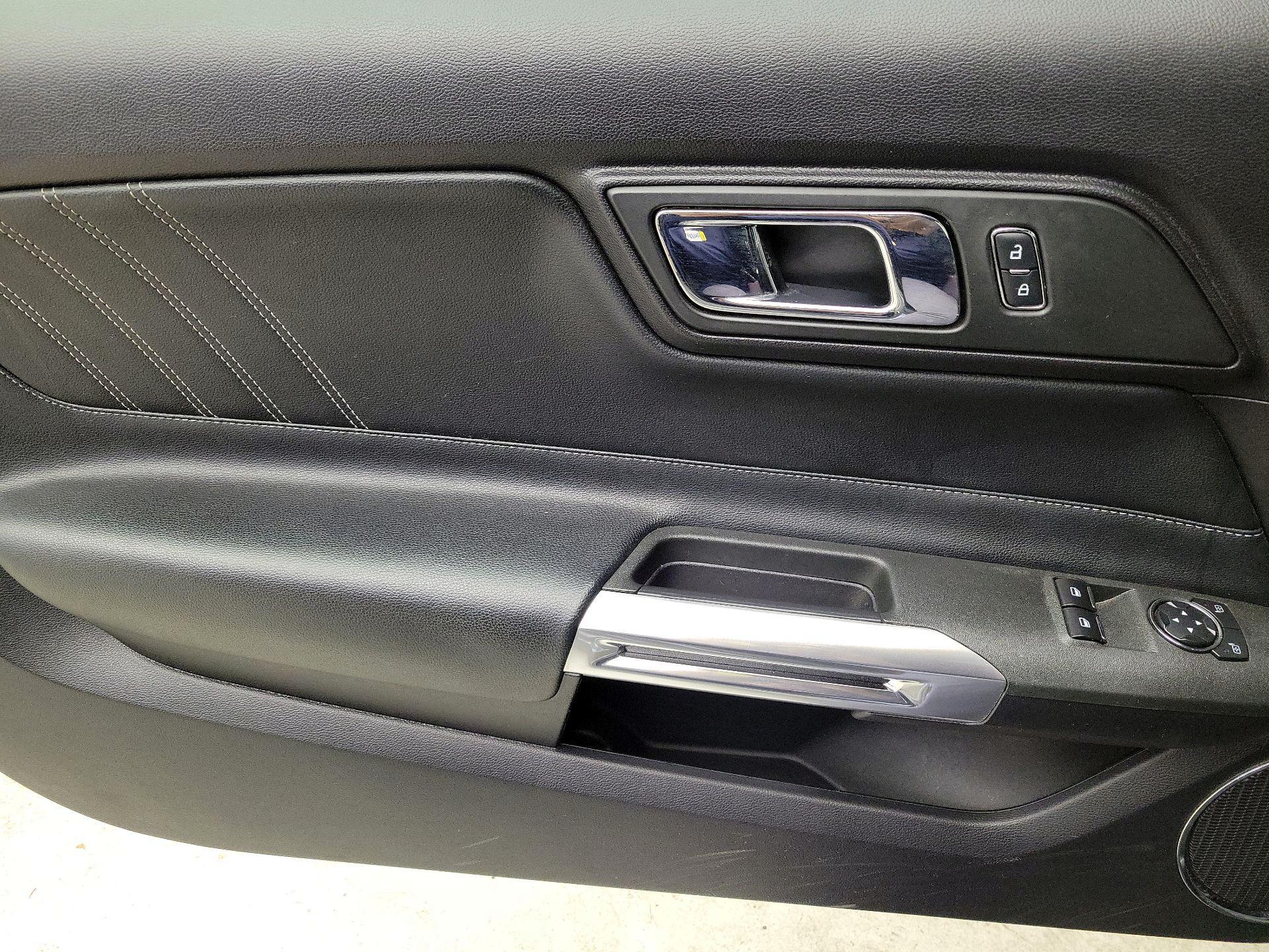 Thumbnail: 2016 Ford Mustang - 12