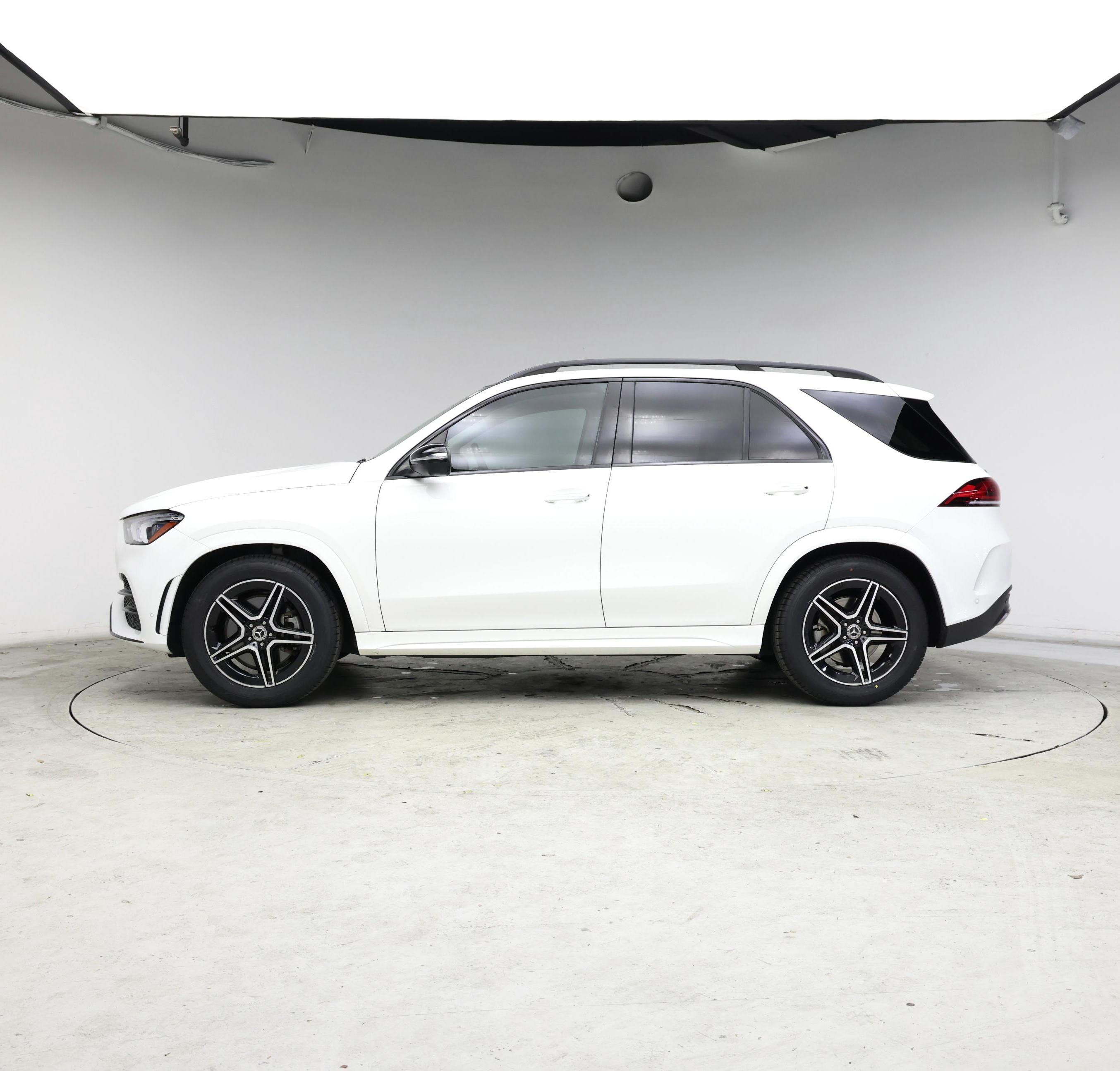 Thumbnail: 2022 Mercedes-Benz GLE - 3