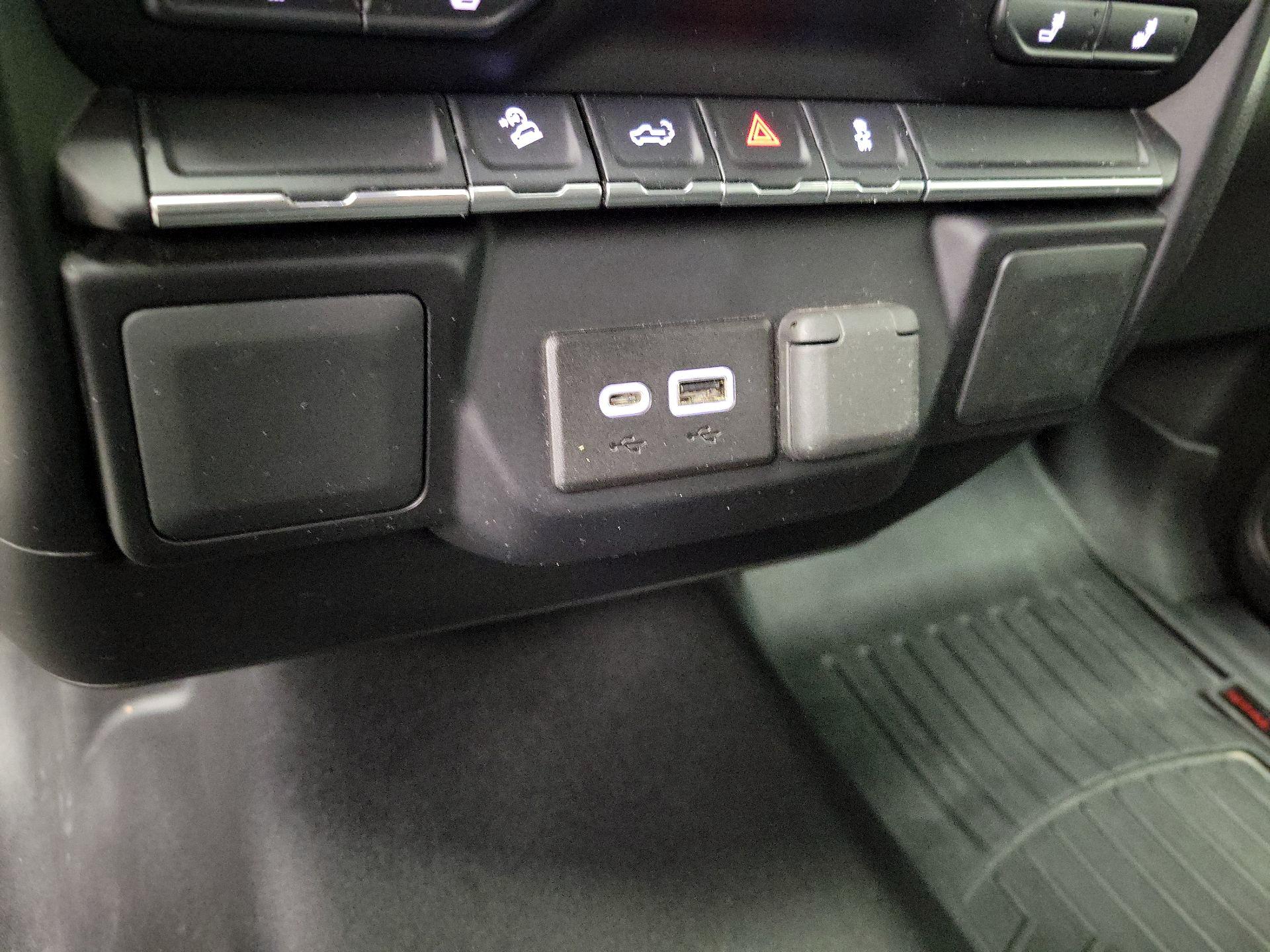 Thumbnail: 2022 GMC Sierra 1500 - 18