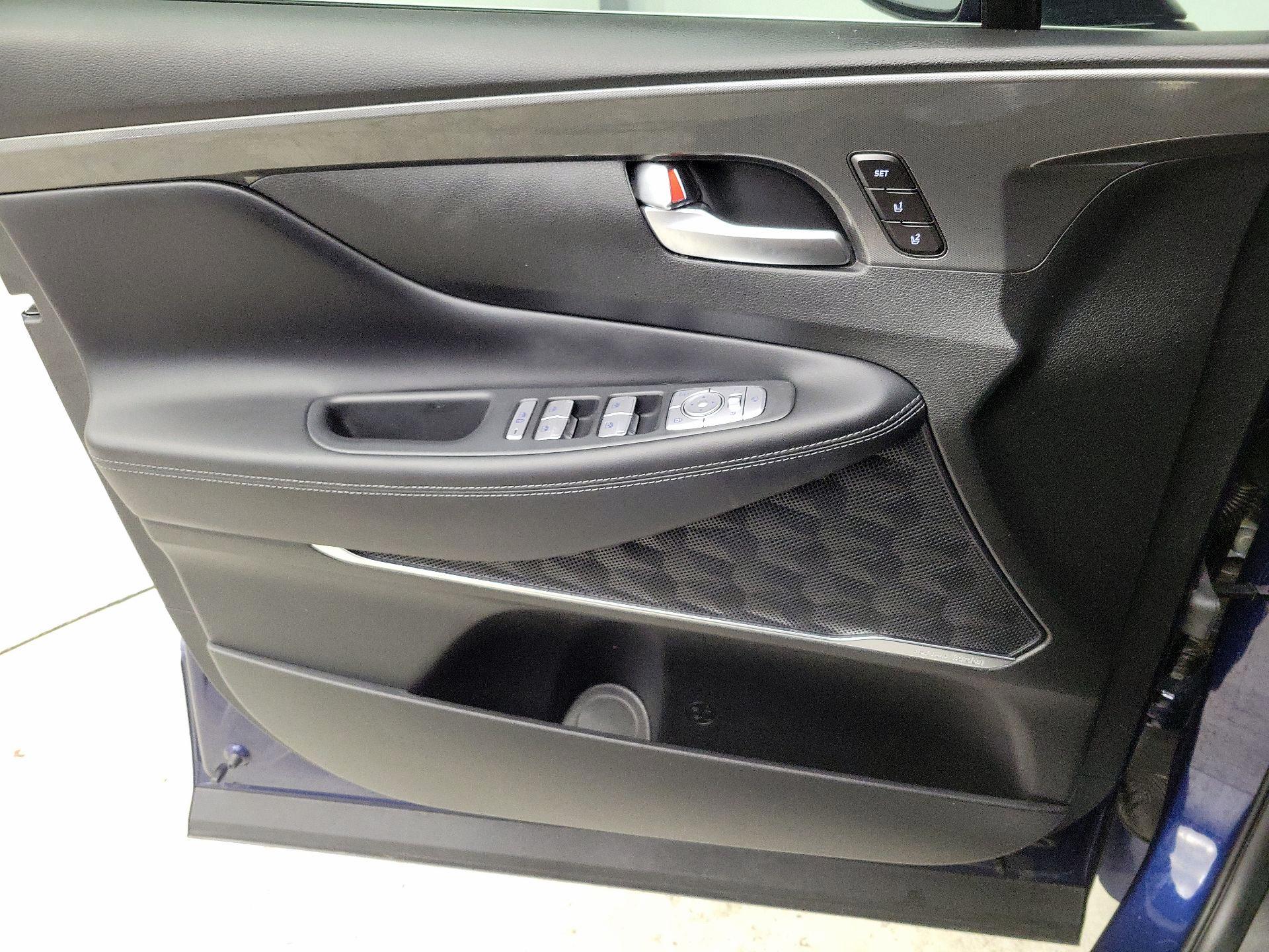 Thumbnail: 2023 Hyundai Santa Fe - 12