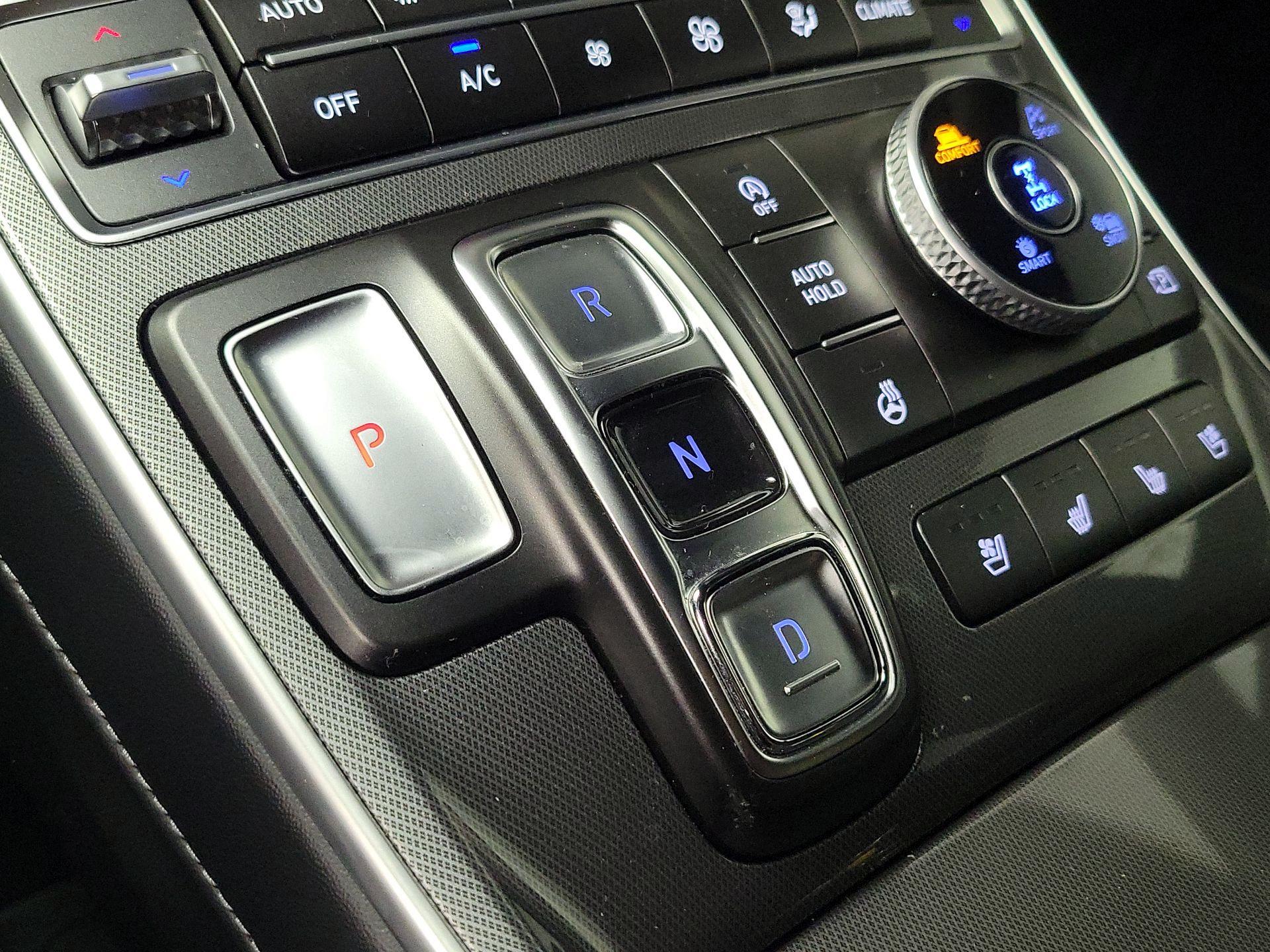 Thumbnail: 2023 Hyundai Santa Fe - 17