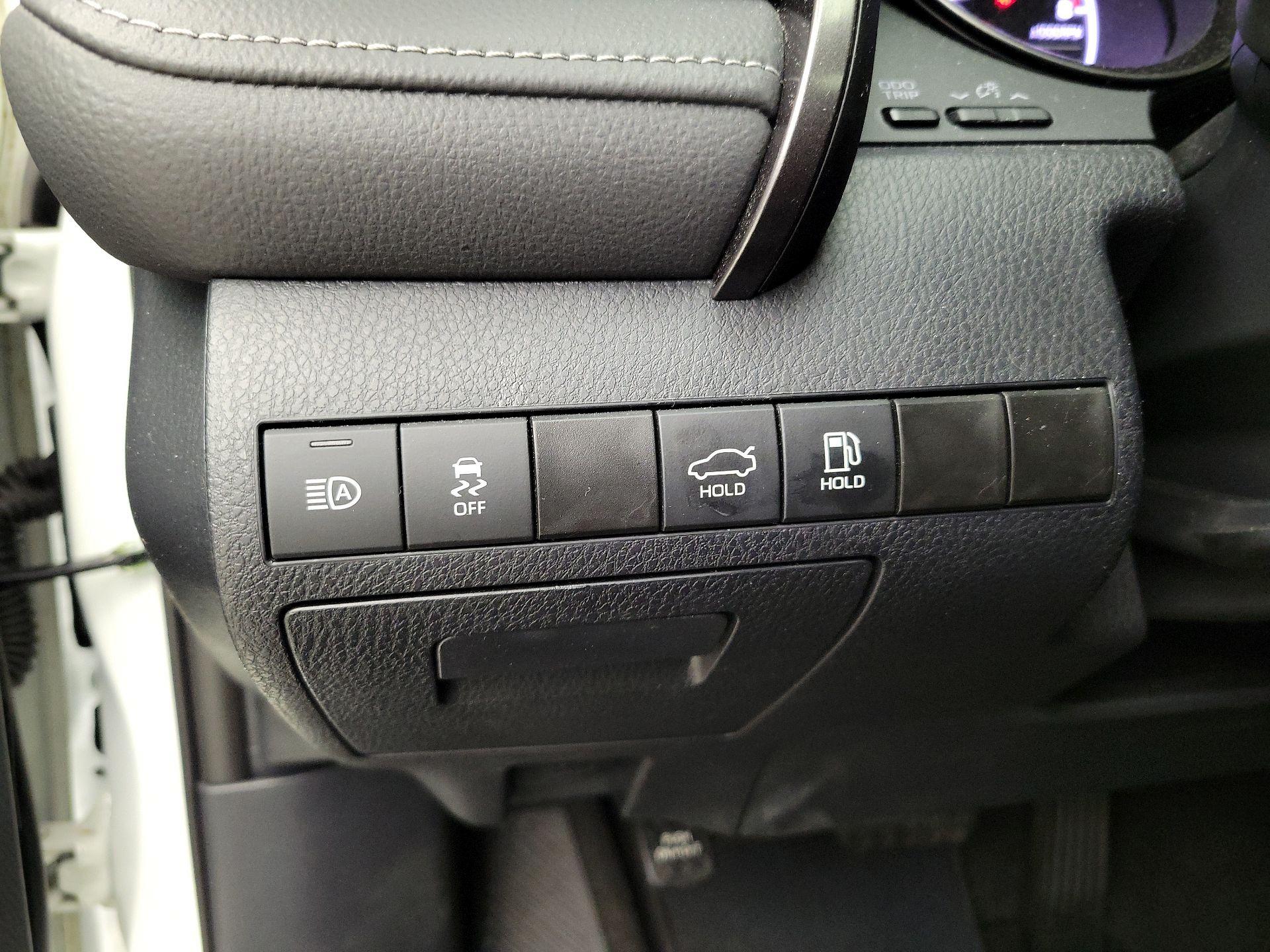 Thumbnail: 2024 Toyota Camry - 13