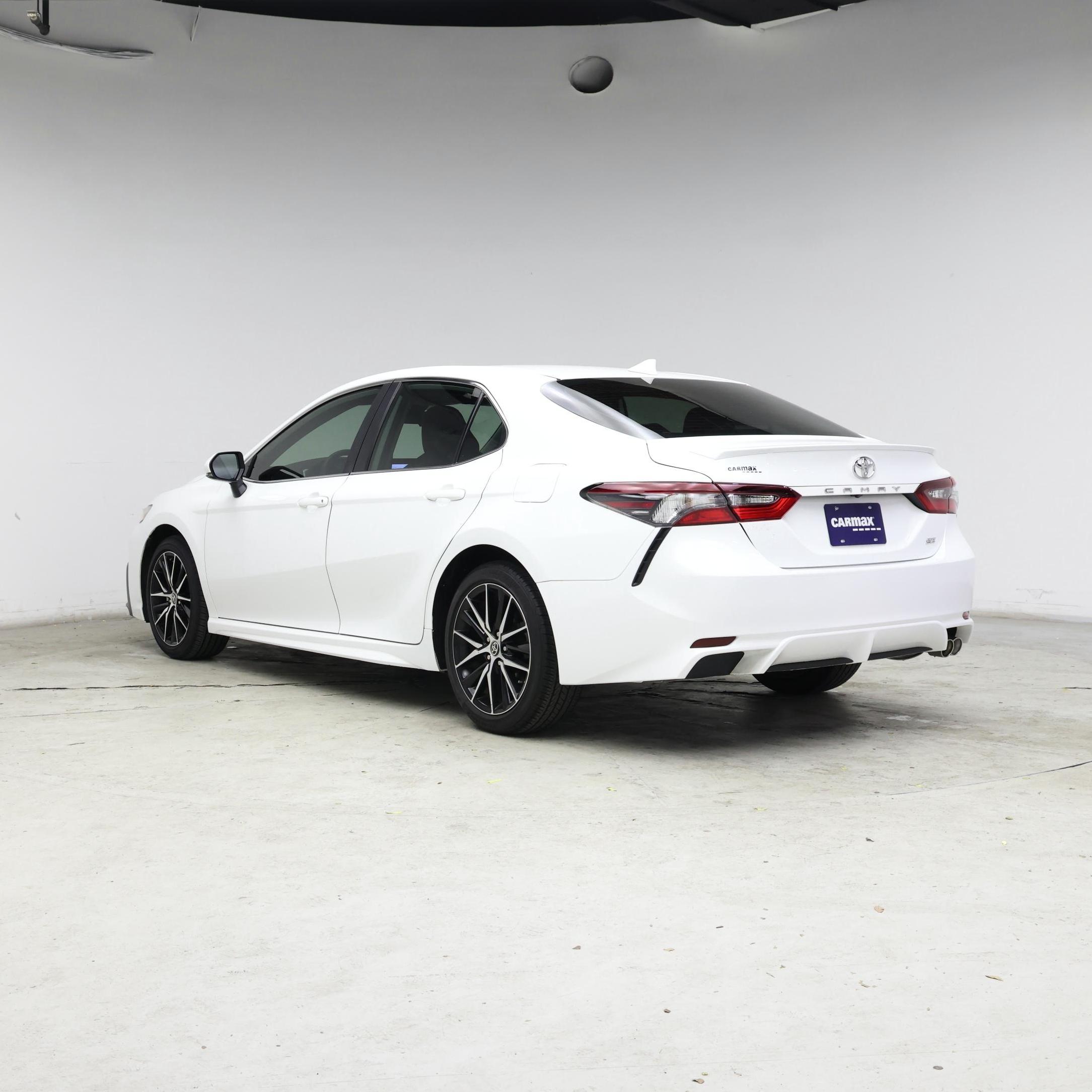 Thumbnail: 2024 Toyota Camry - 2