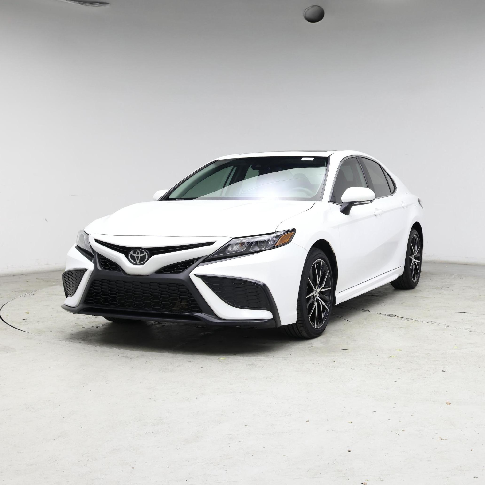 Thumbnail: 2024 Toyota Camry - 4