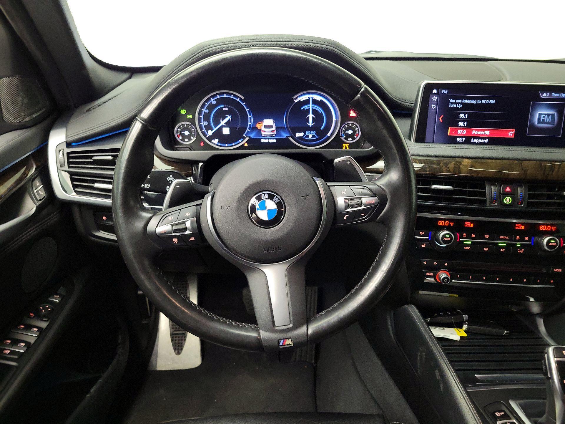 Thumbnail: 2019 BMW X6 - 10