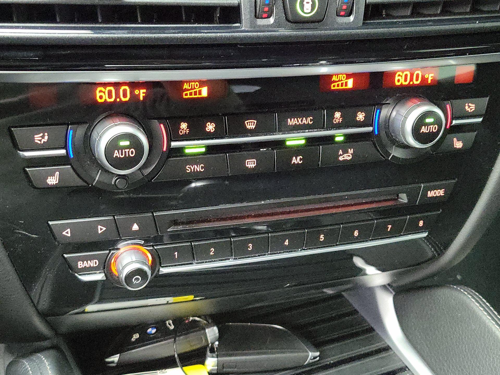 Thumbnail: 2019 BMW X6 - 16