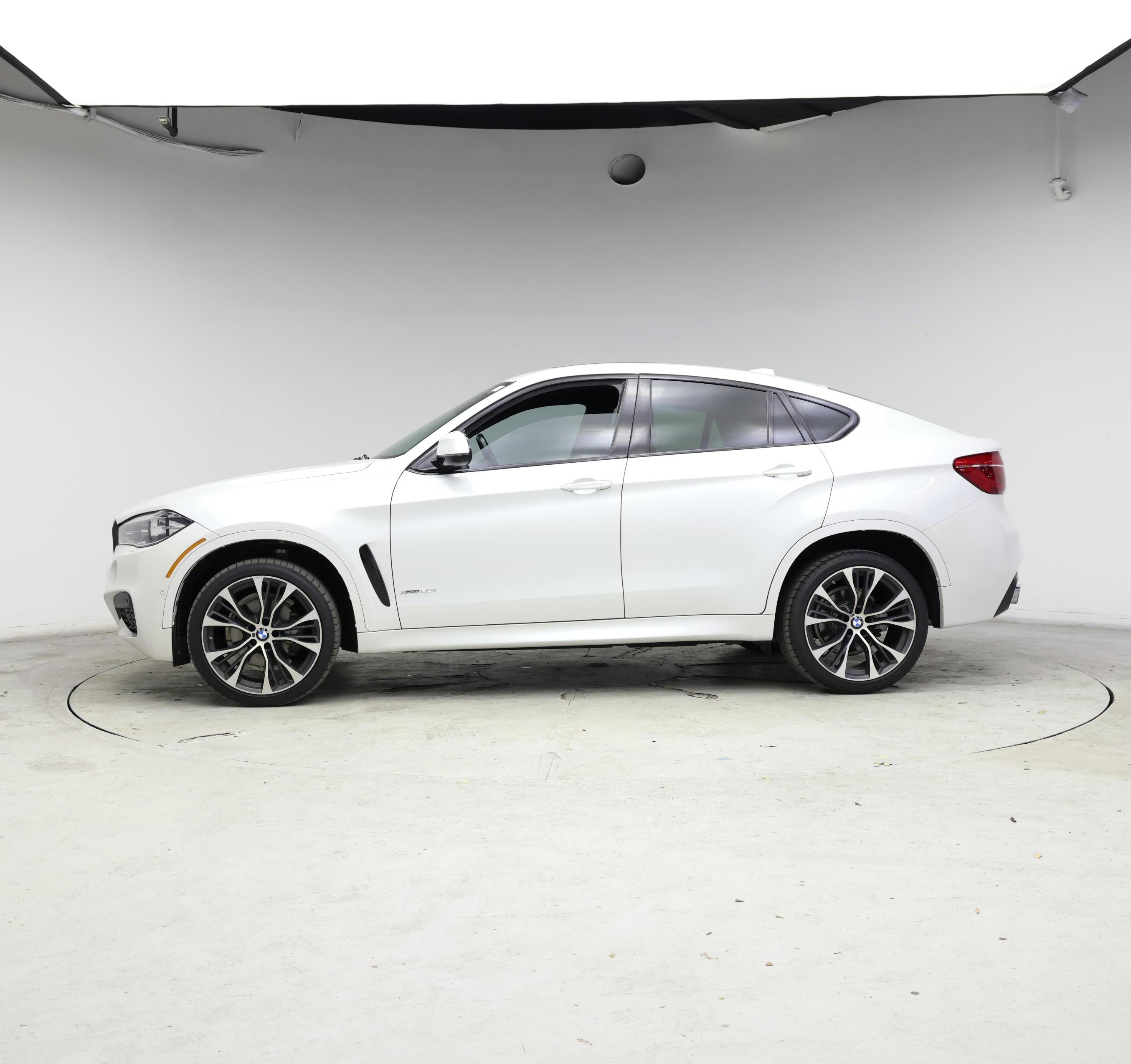 Thumbnail: 2019 BMW X6 - 3