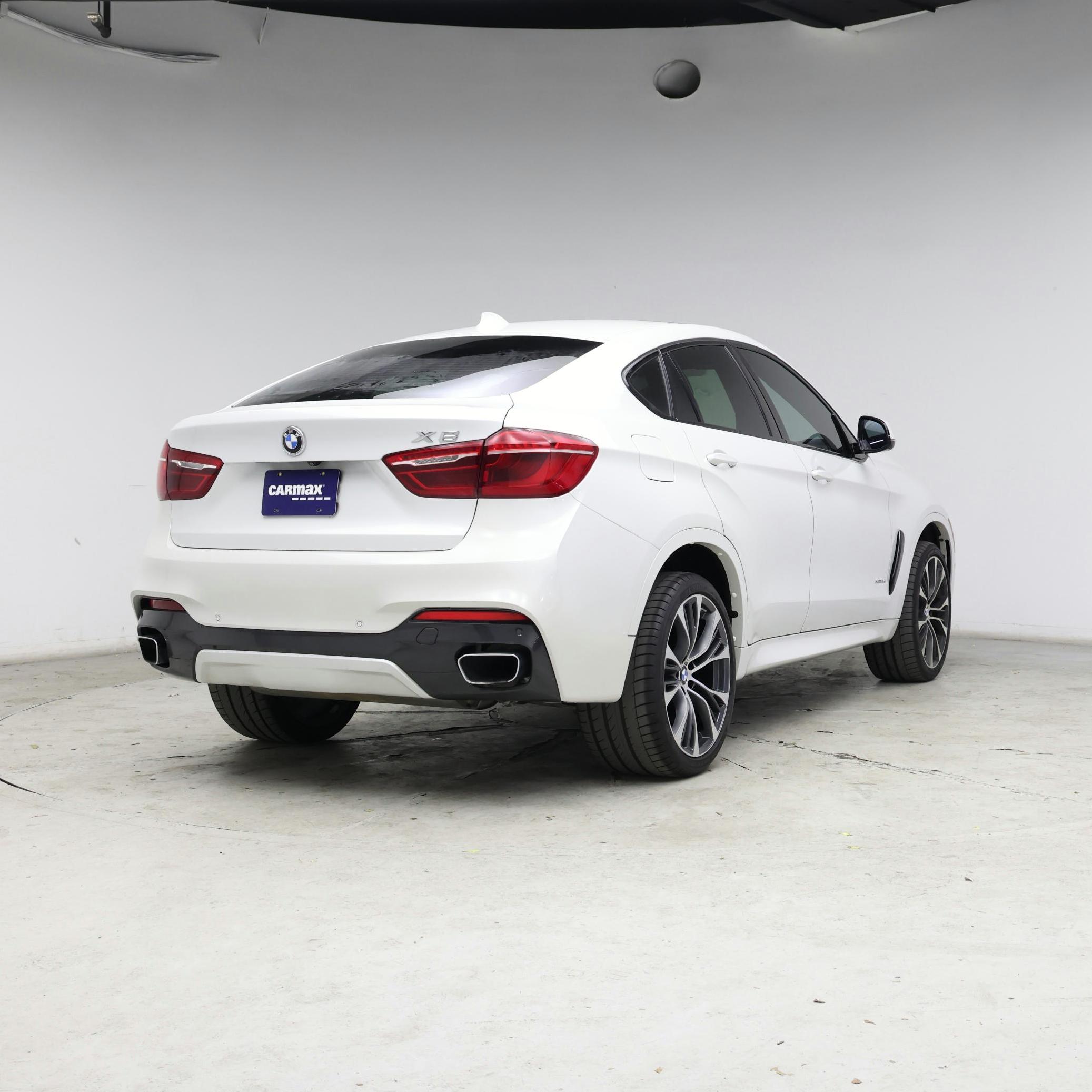 Thumbnail: 2019 BMW X6 - 8