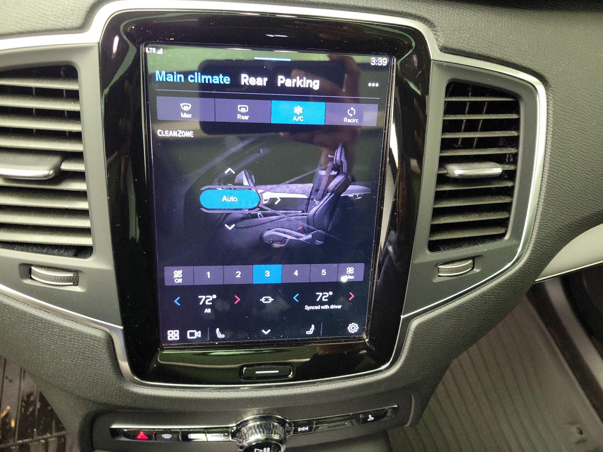 Thumbnail: 2023 Volvo XC90 - 16