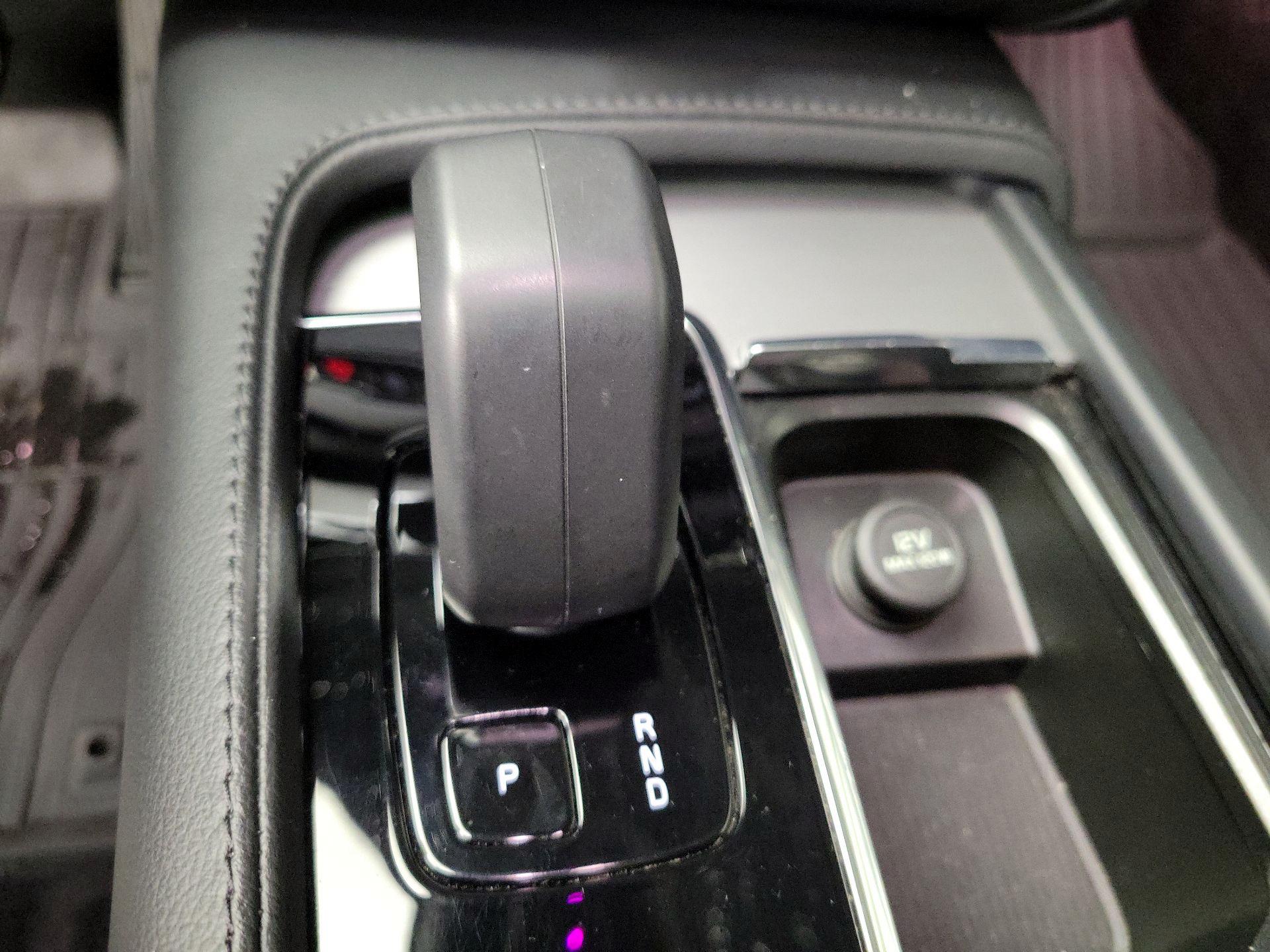 Thumbnail: 2023 Volvo XC90 - 17