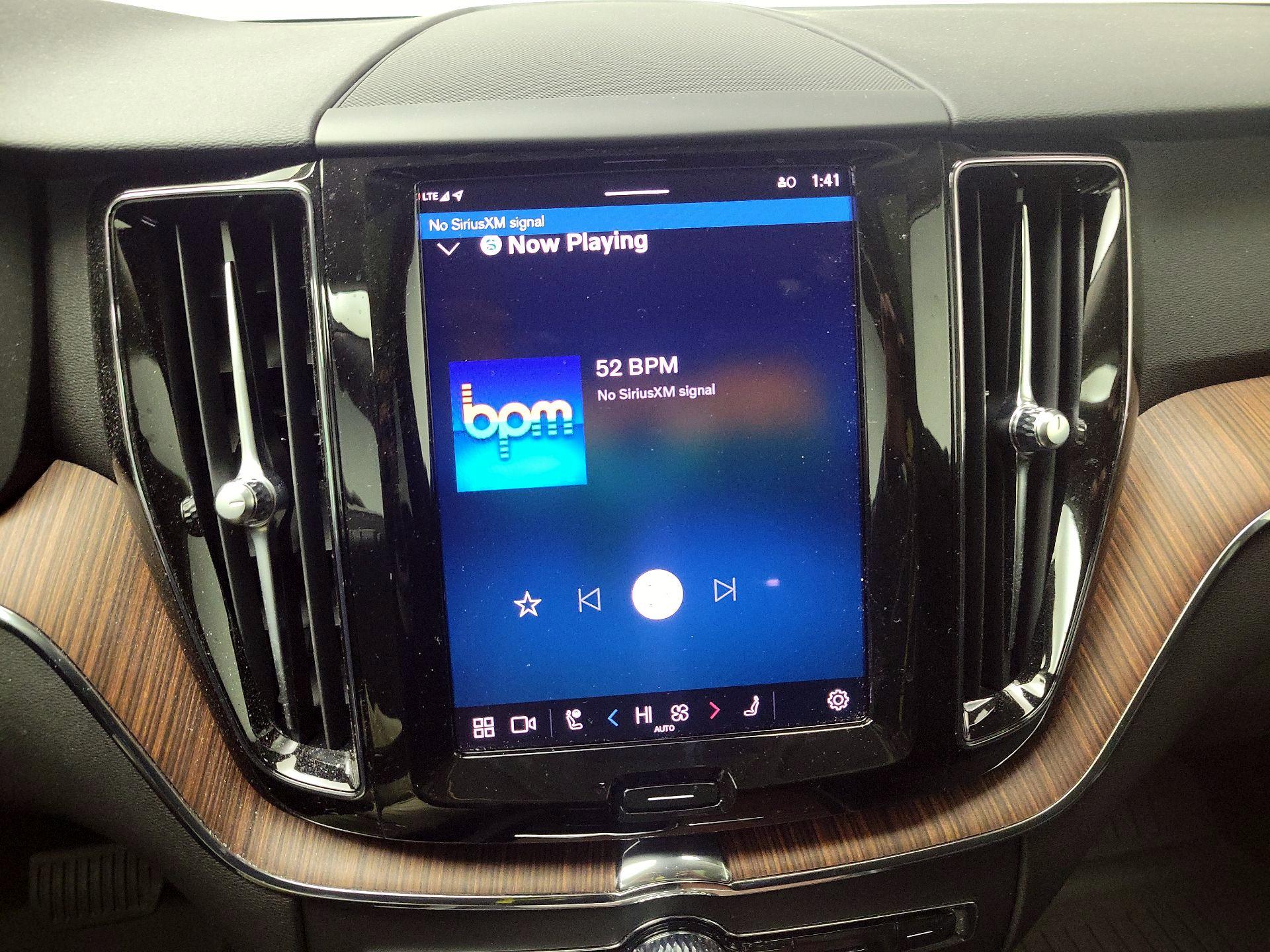 Thumbnail: 2024 Volvo XC60 - 16