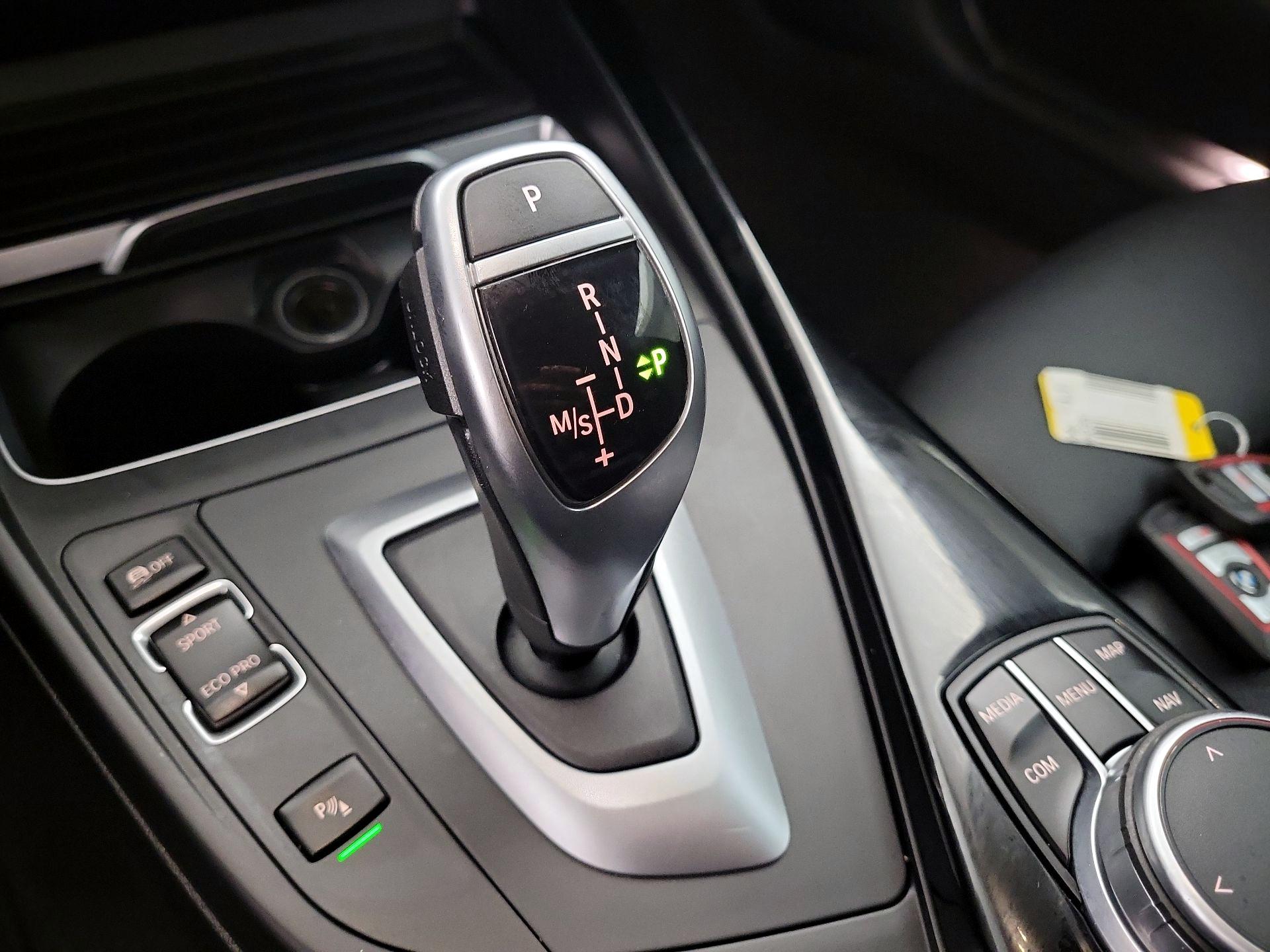 Thumbnail: 2021 BMW 2 Series - 16