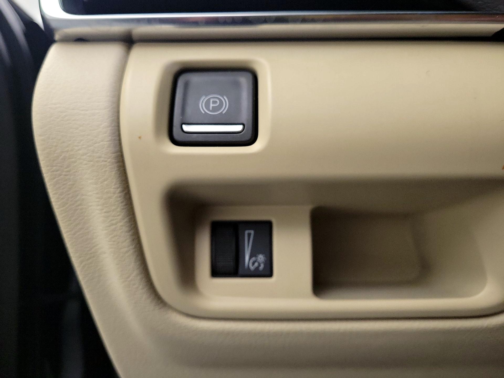 Thumbnail: 2024 Cadillac CT5 - 11