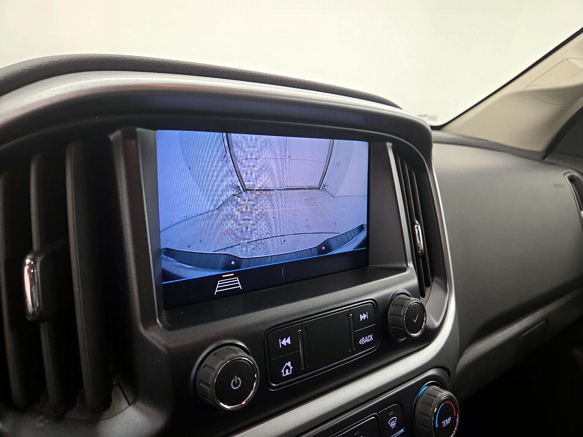 Thumbnail: 2022 Chevrolet Colorado - 14