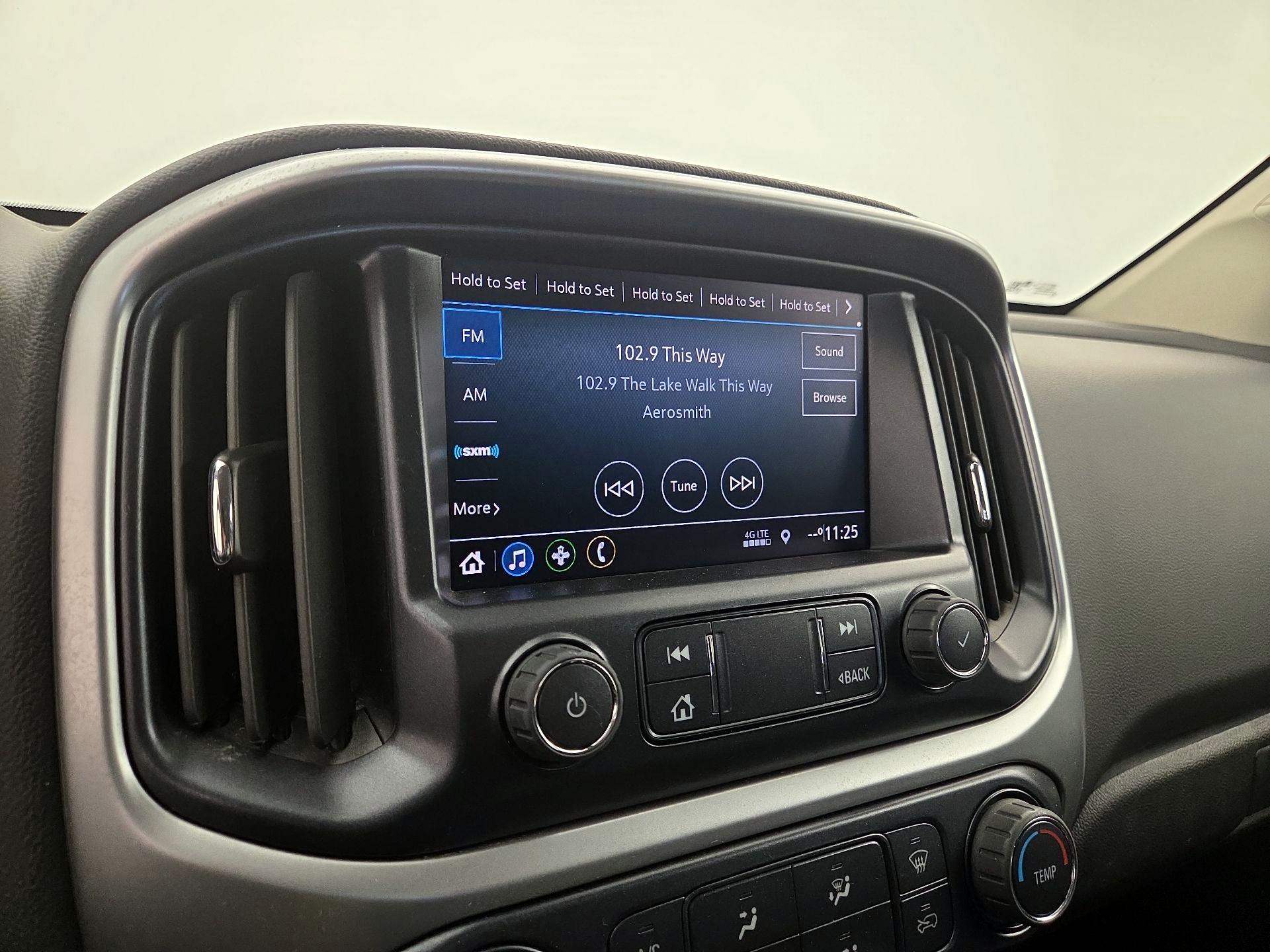 Thumbnail: 2022 Chevrolet Colorado - 15