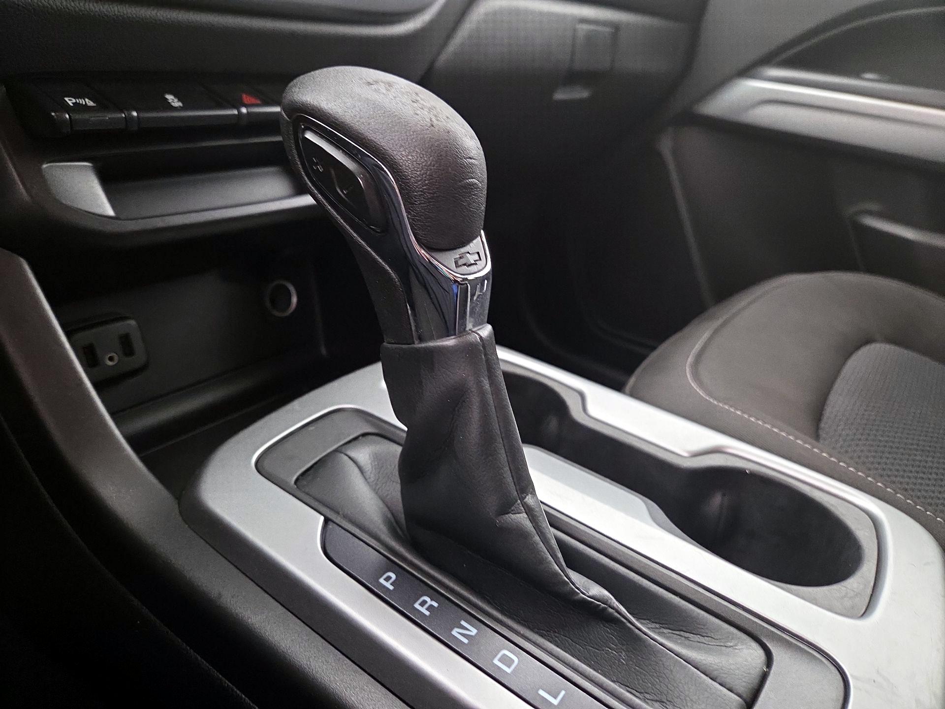 Thumbnail: 2022 Chevrolet Colorado - 17