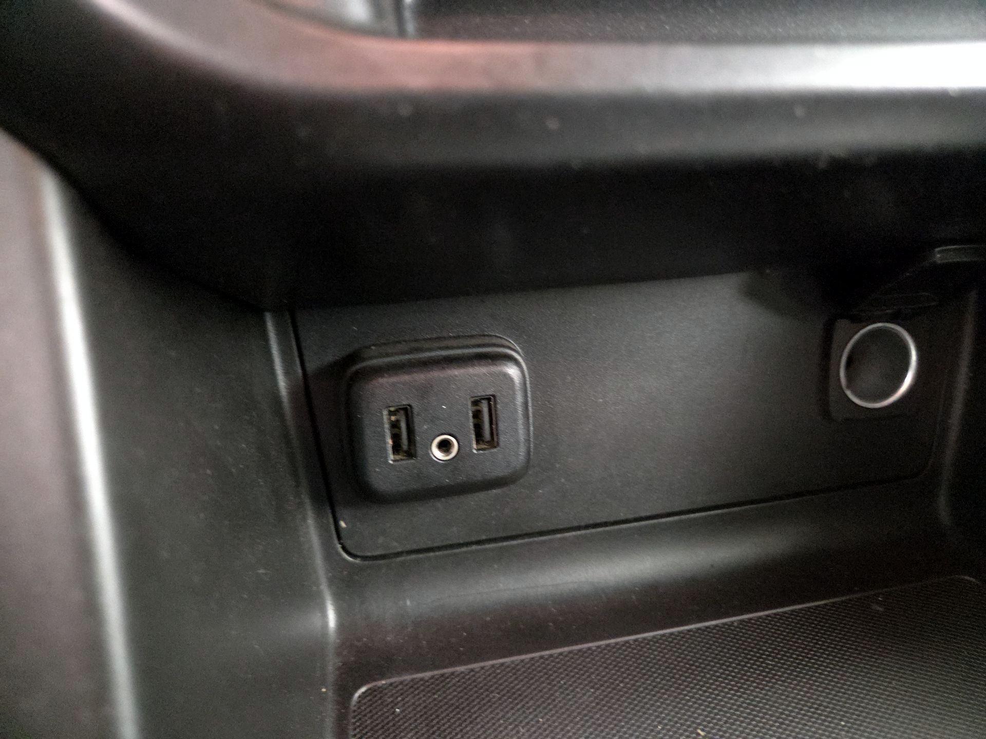 Thumbnail: 2022 Chevrolet Colorado - 18