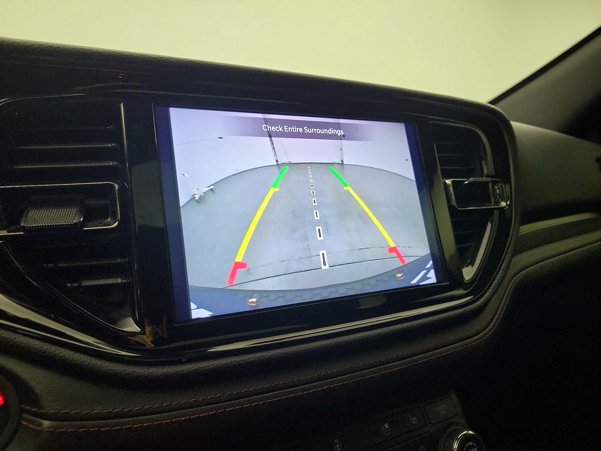 Thumbnail: 2022 Dodge Durango - 14