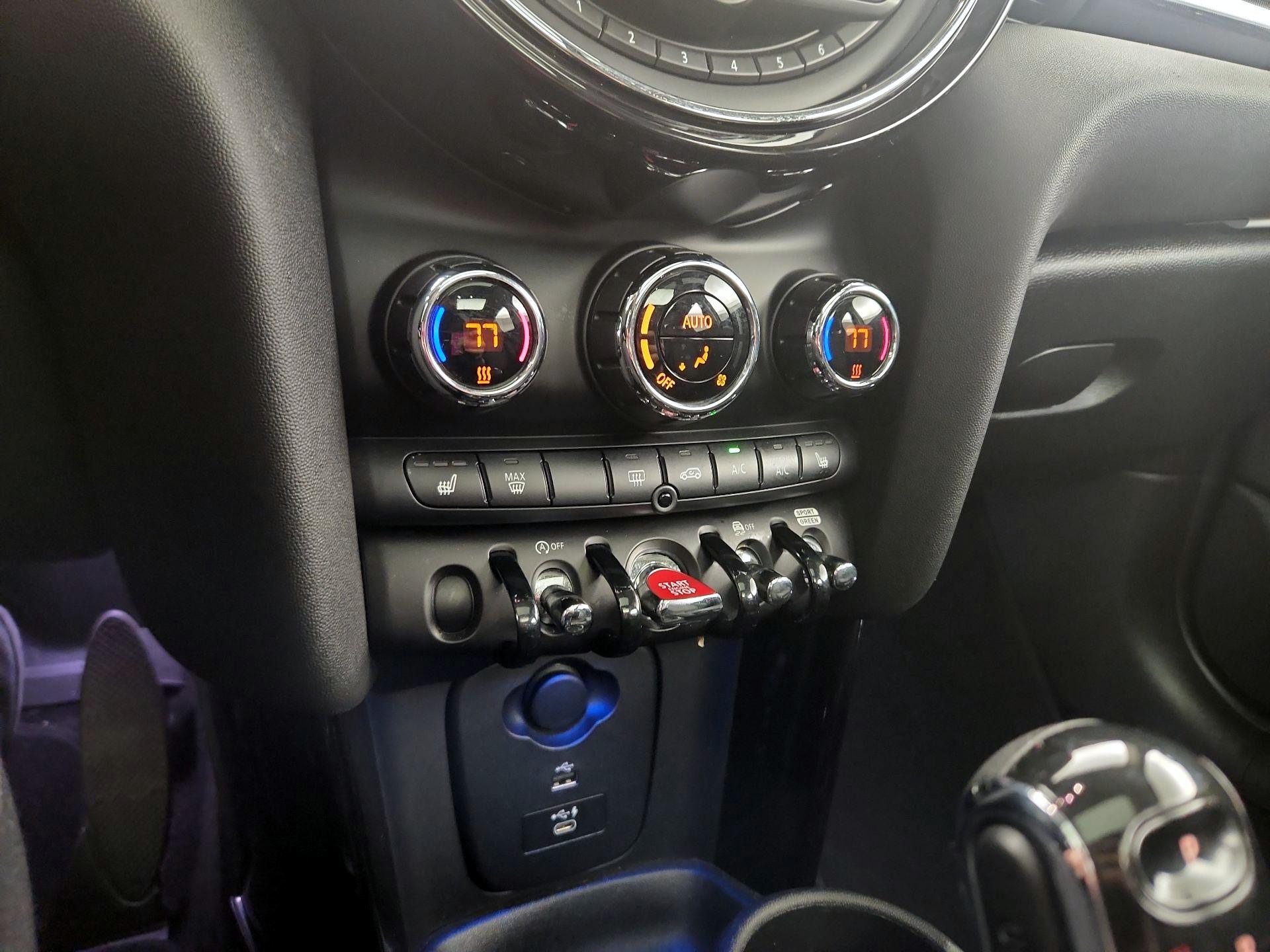 Thumbnail: 2021 MINI Cooper Hardtop - 15