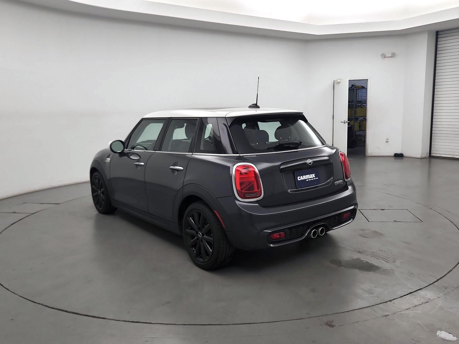 Thumbnail: 2021 MINI Cooper Hardtop - 7