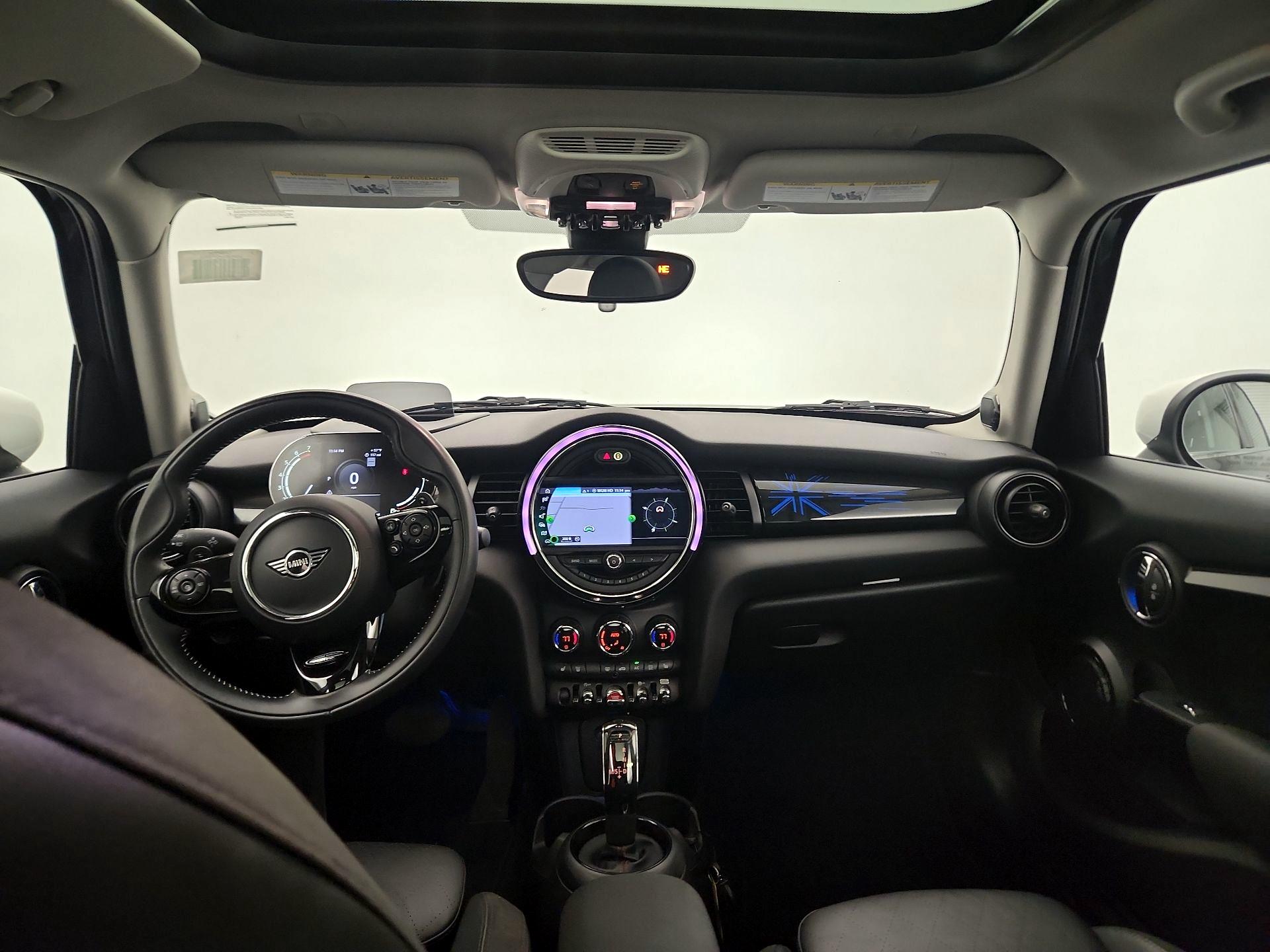 Thumbnail: 2021 MINI Cooper Hardtop - 8