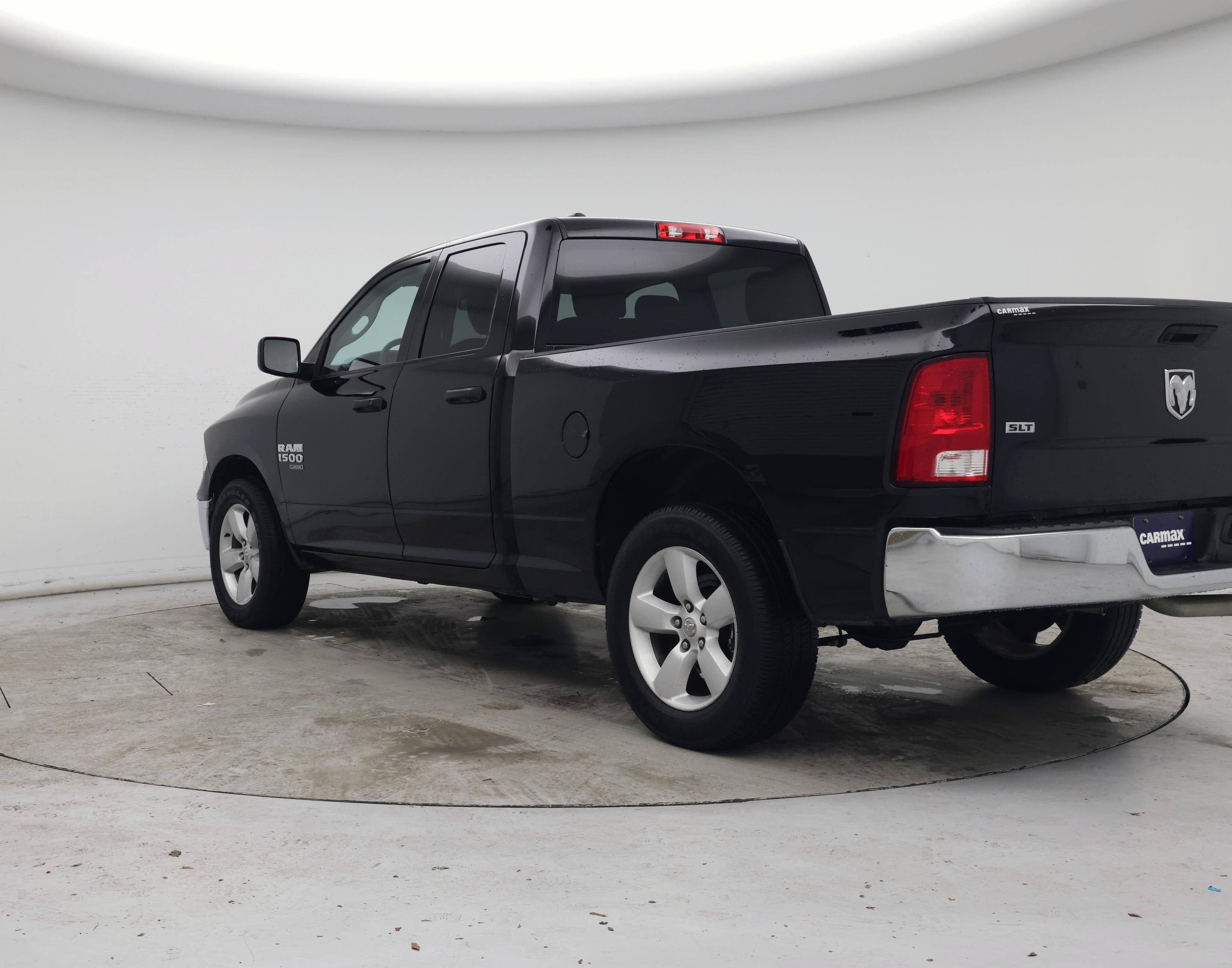 Thumbnail: 2024 RAM 1500 Classic - 2