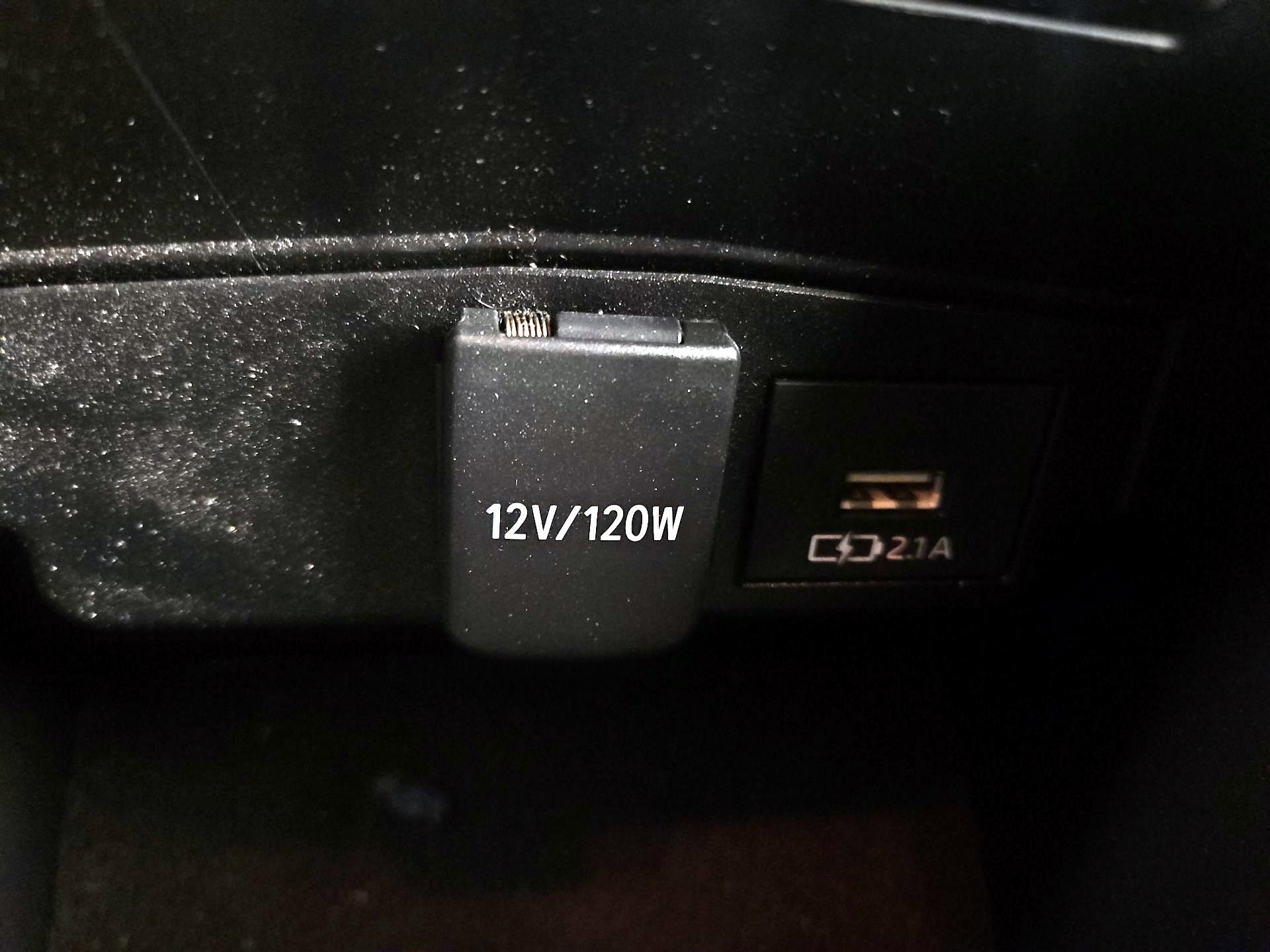 Thumbnail: 2021 Toyota Corolla - 18