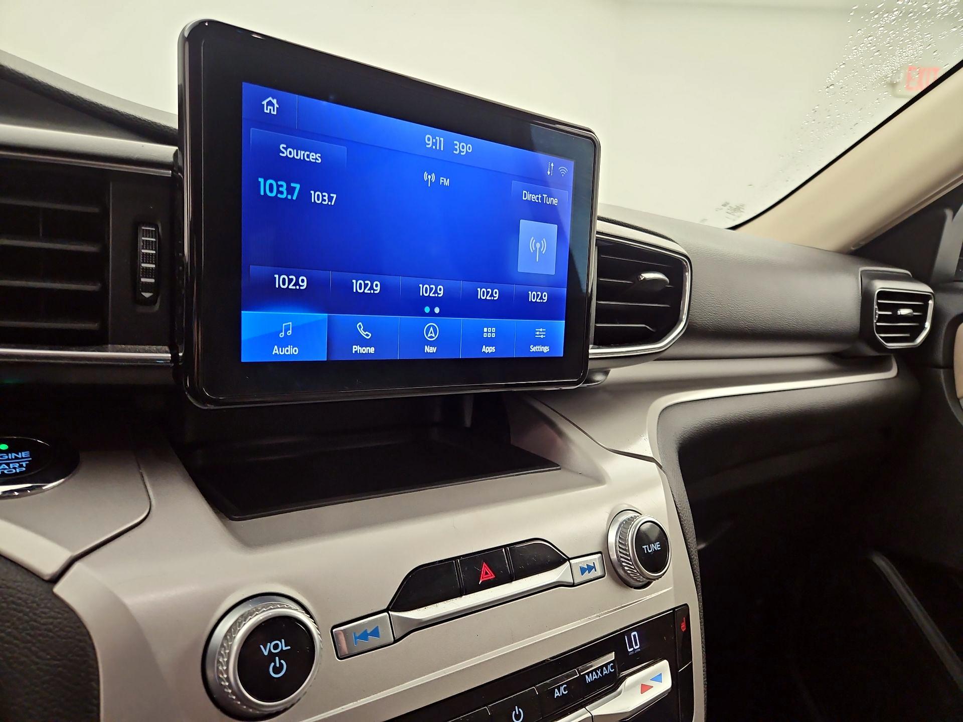 Thumbnail: 2021 Ford Explorer - 15