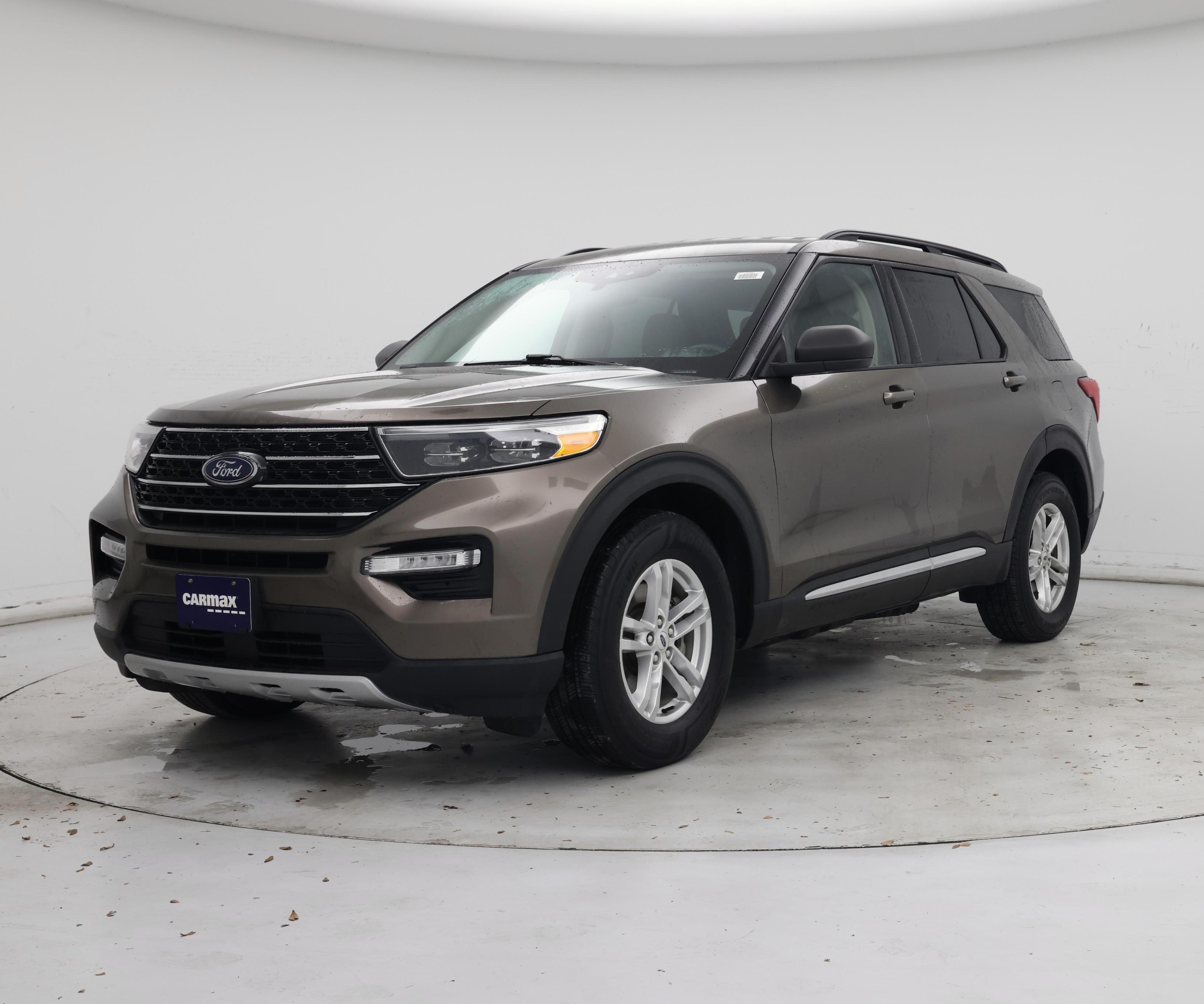 Thumbnail: 2021 Ford Explorer - 4