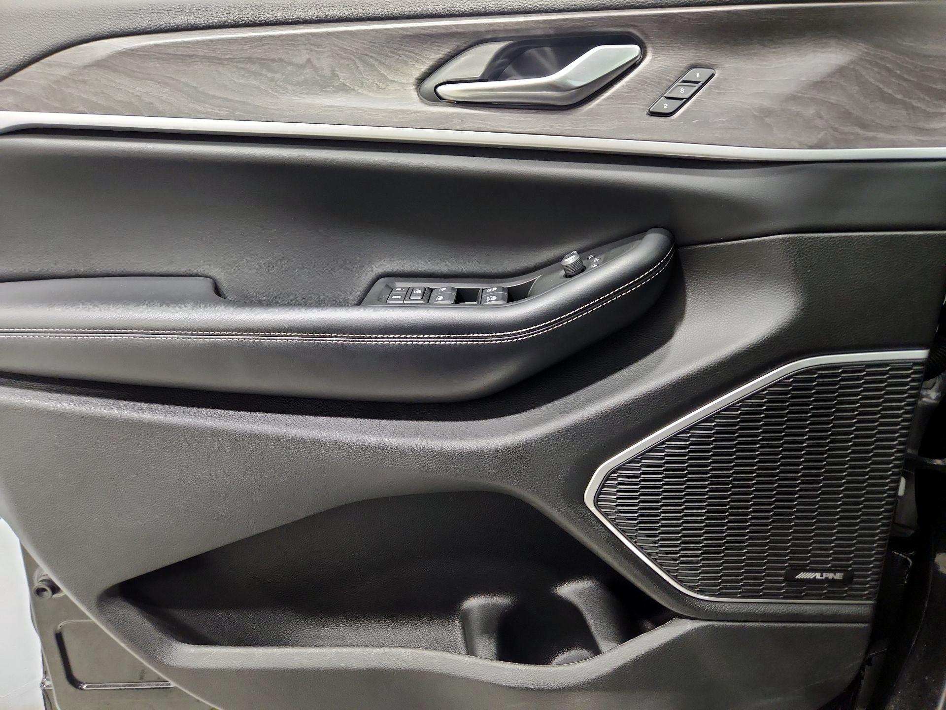 Thumbnail: 2021 Jeep Grand Cherokee L - 12