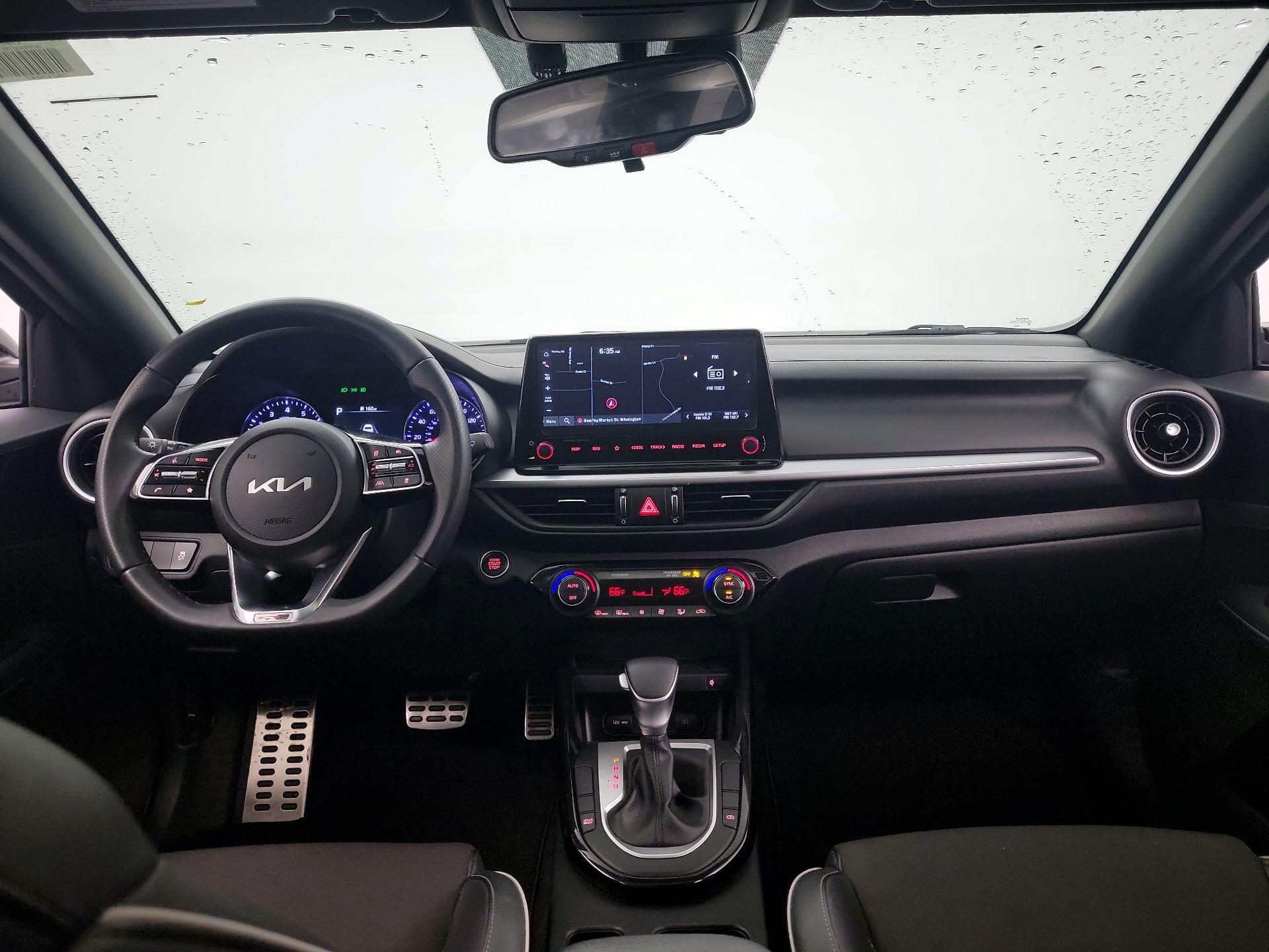 Thumbnail: 2024 Kia Forte - 8