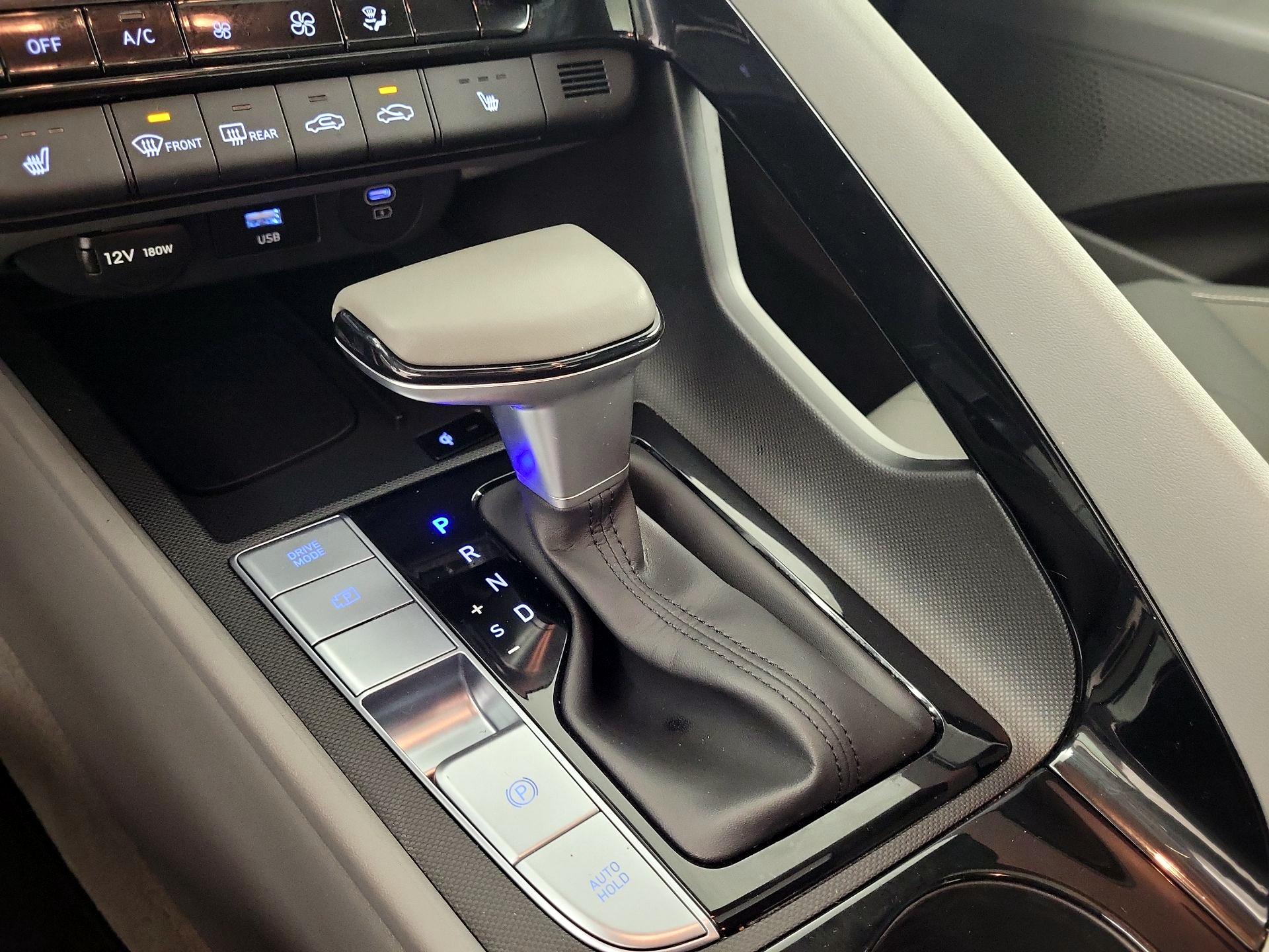 Thumbnail: 2024 Hyundai Elantra - 16