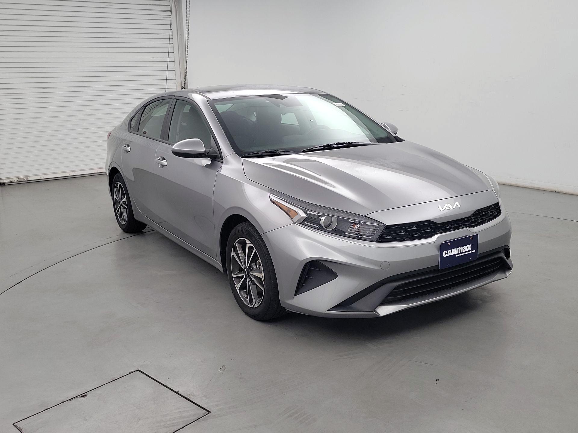 Thumbnail: 2024 Kia Forte - 1