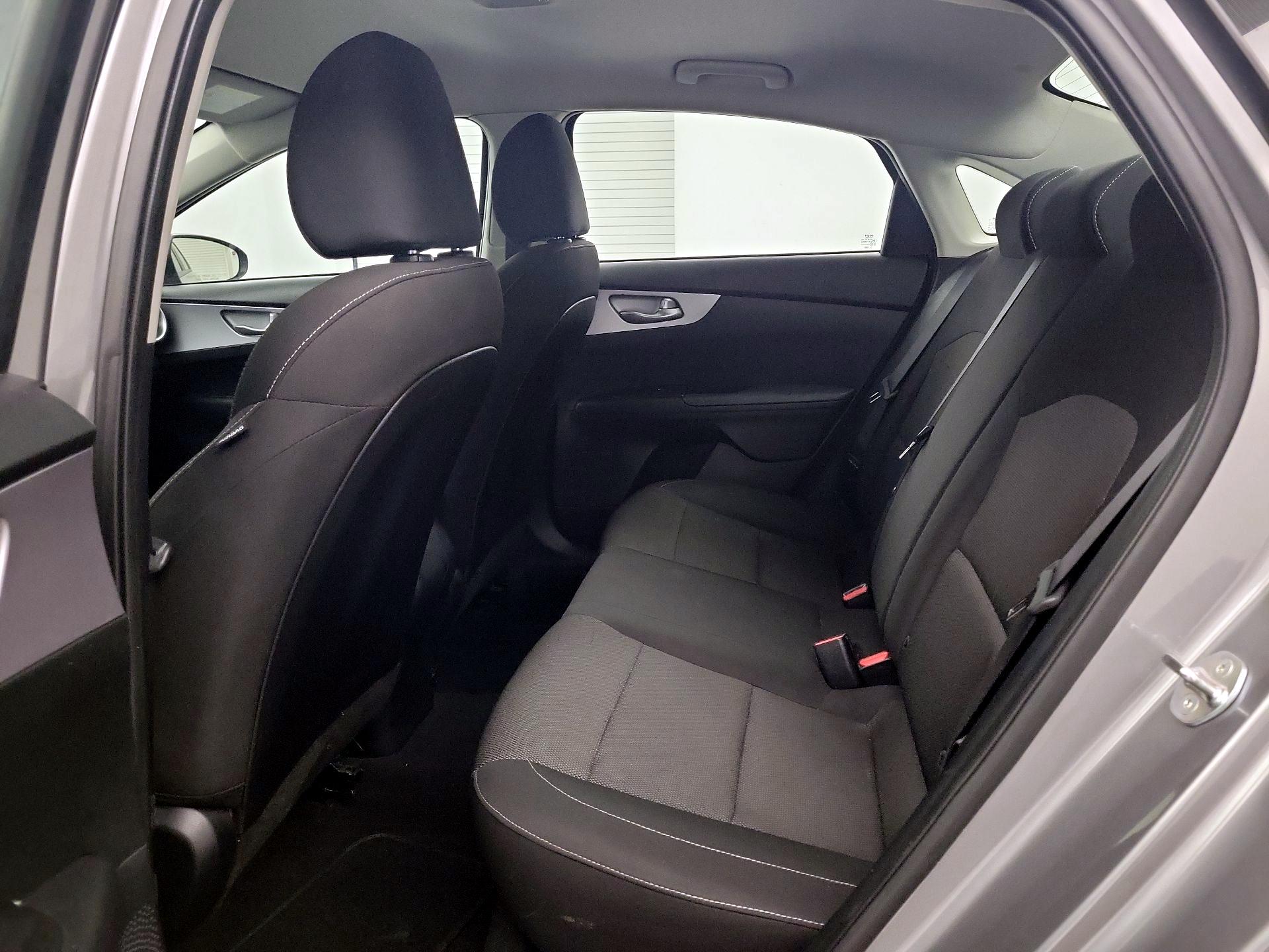 Thumbnail: 2024 Kia Forte - 17