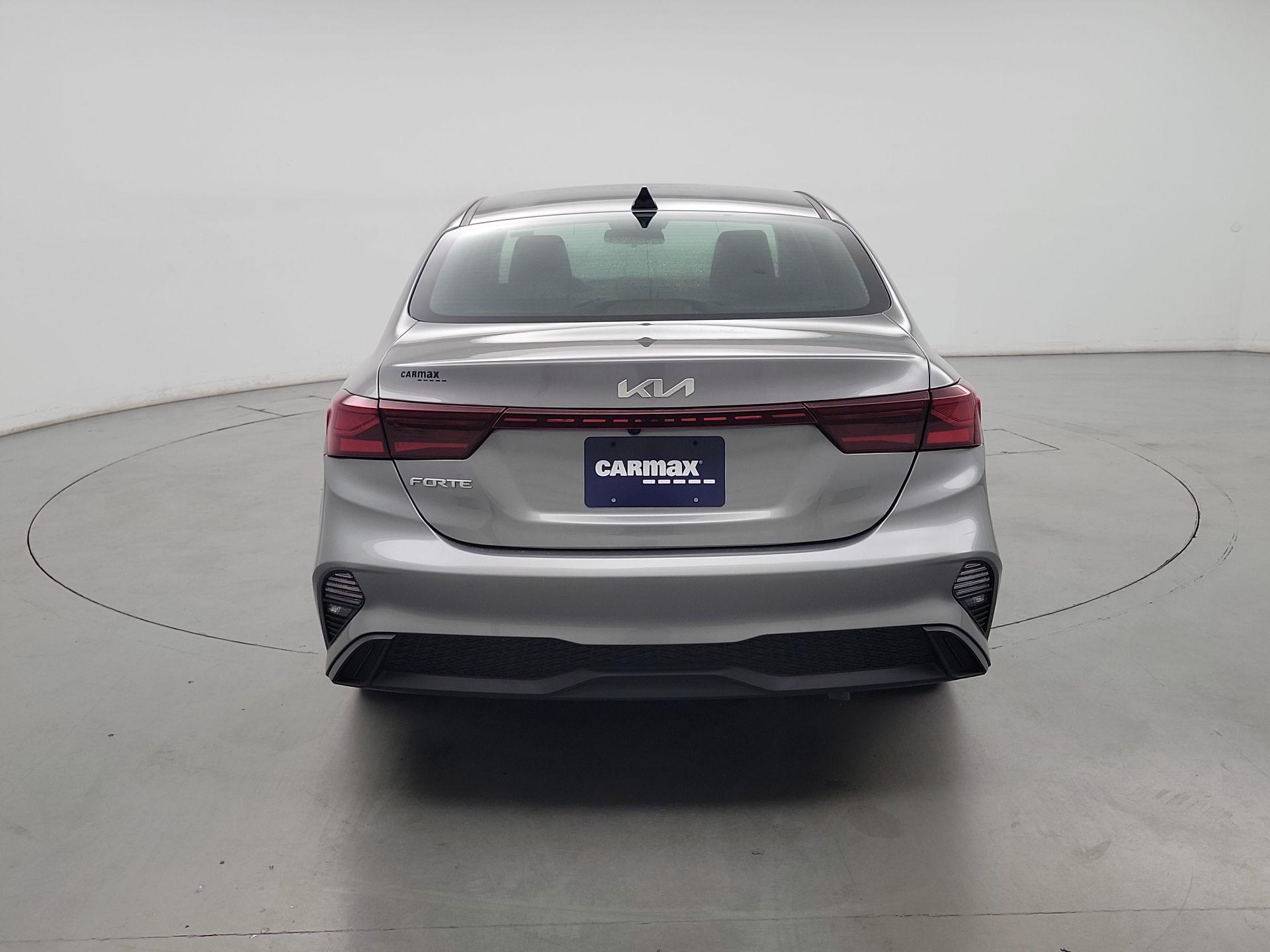 Thumbnail: 2024 Kia Forte - 6