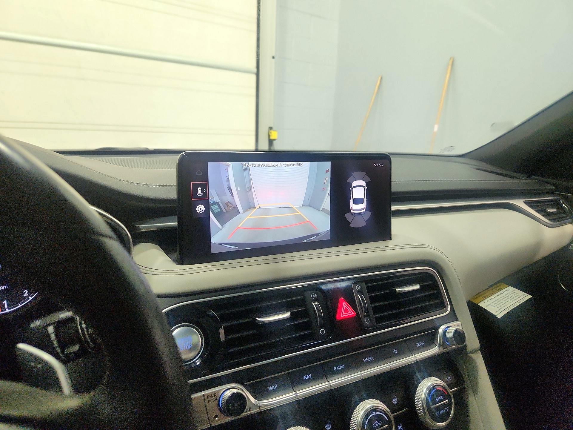 Thumbnail: 2023 Genesis G70 - 15