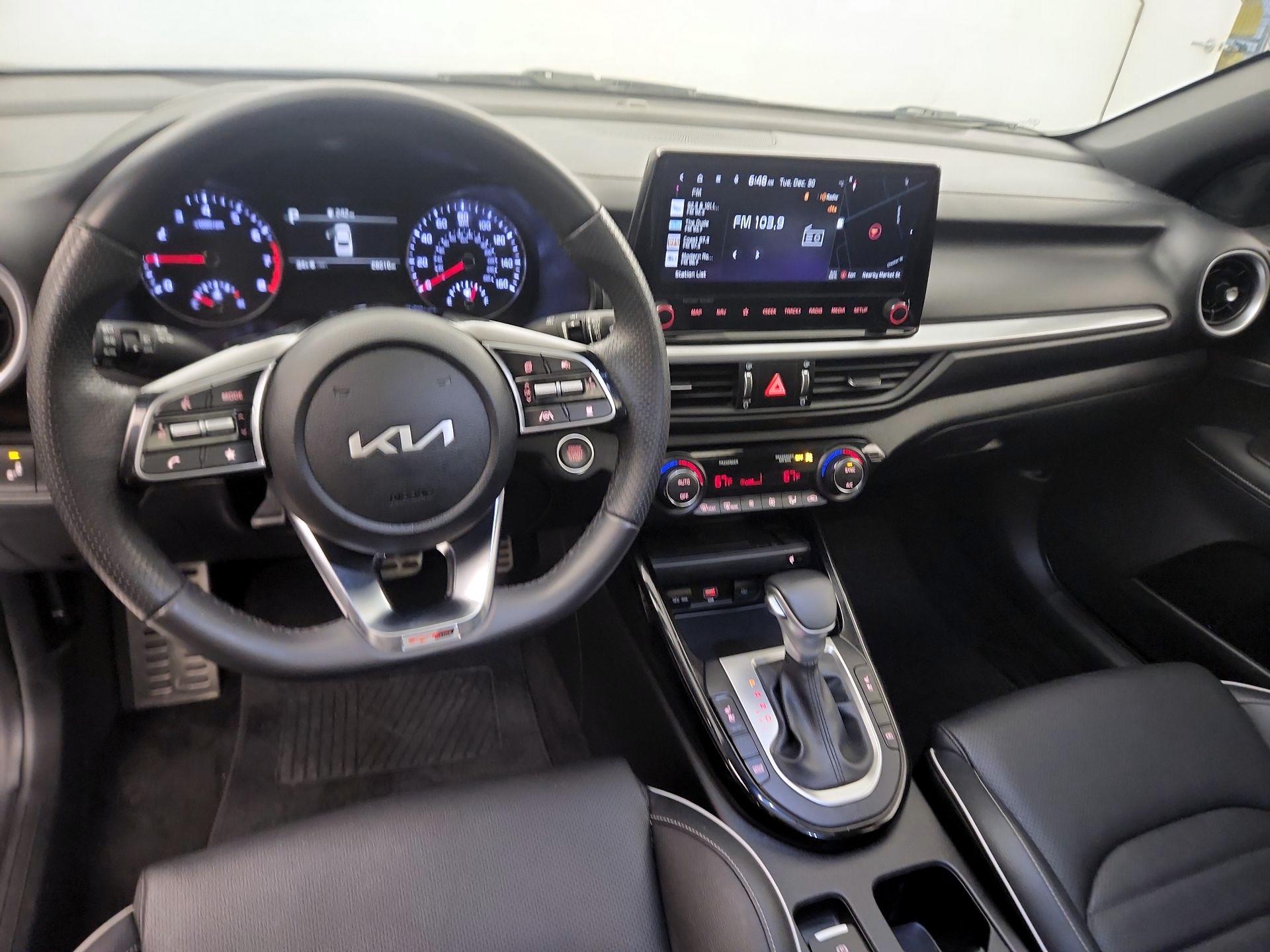 Thumbnail: 2024 Kia Forte - 8