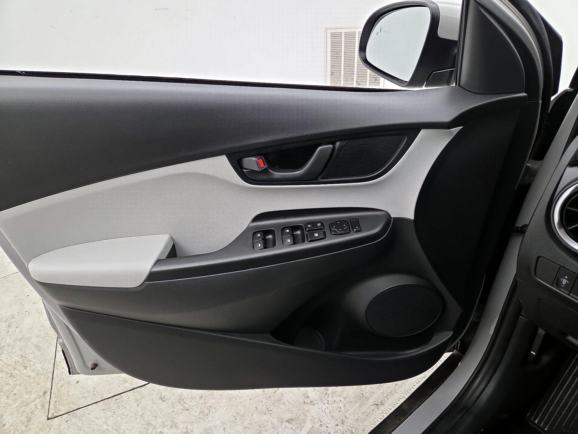 Thumbnail: 2023 Hyundai Kona - 12