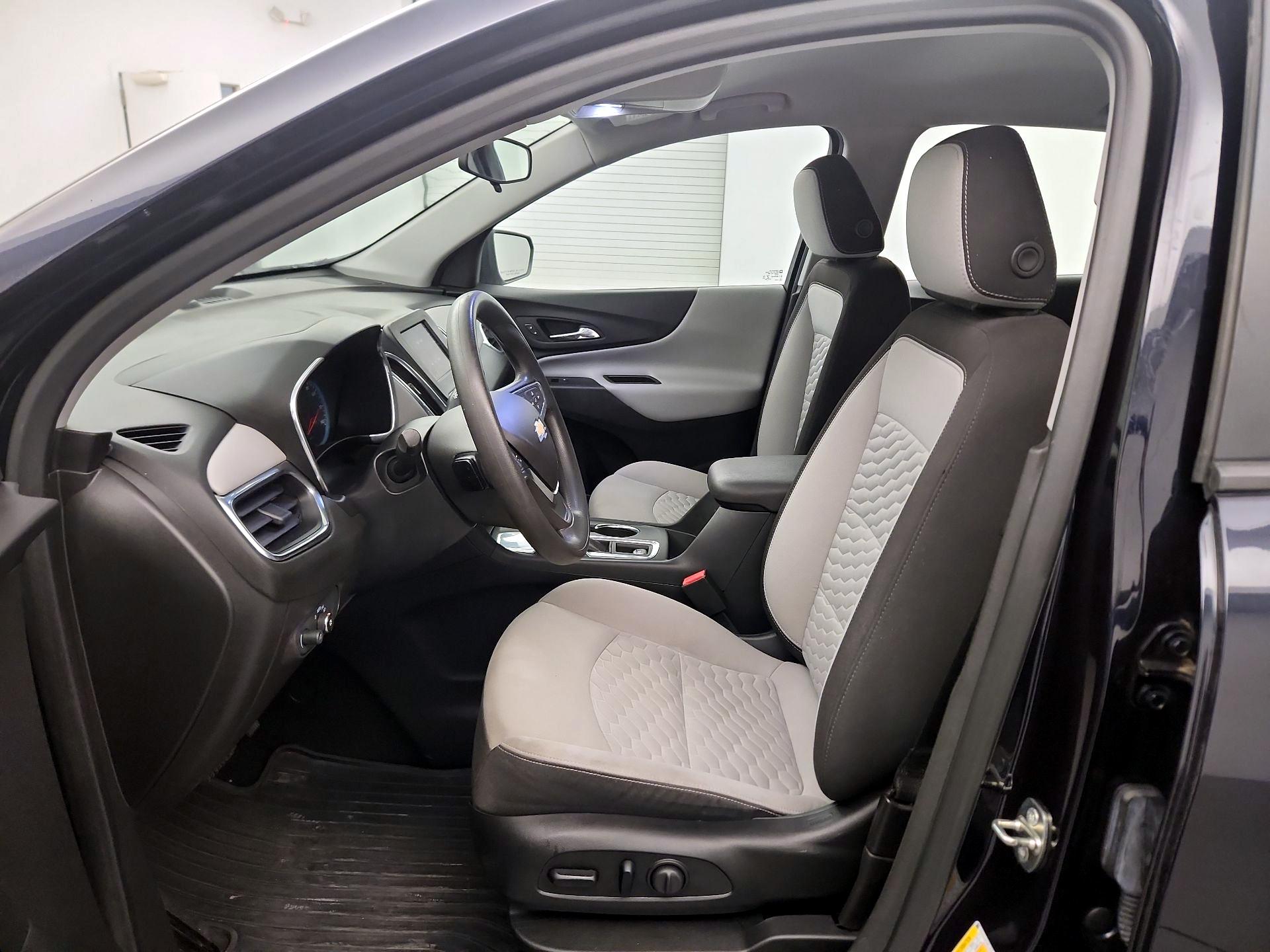 Thumbnail: 2020 Chevrolet Equinox - 9