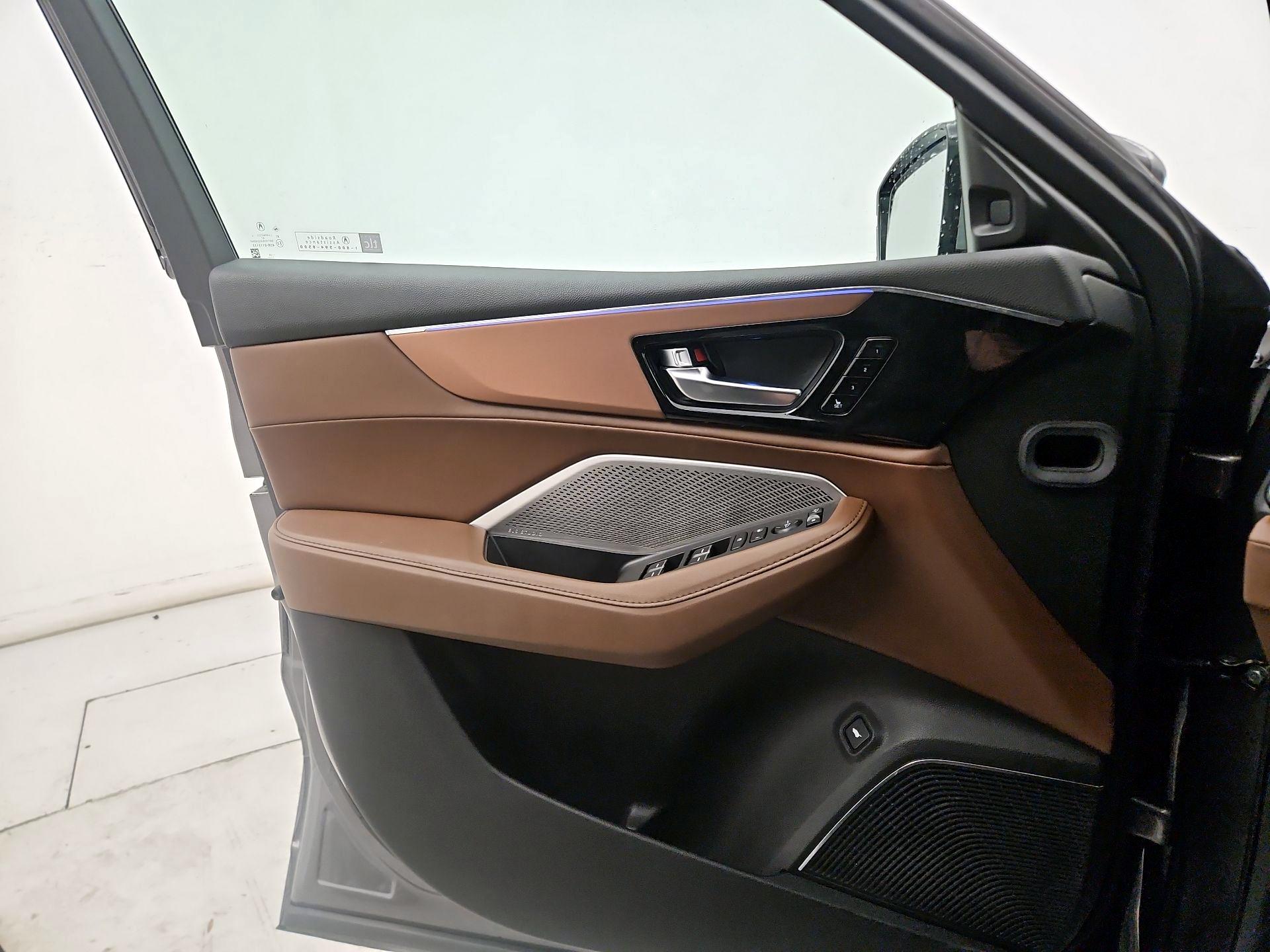 Thumbnail: 2024 Acura MDX - 12