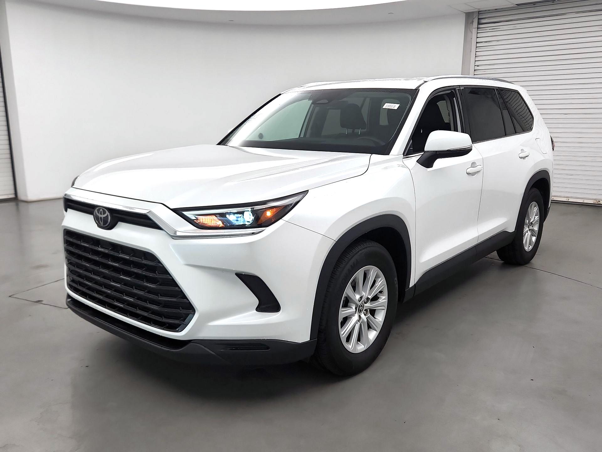 Thumbnail: 2025 Toyota Grand Highlander - 3