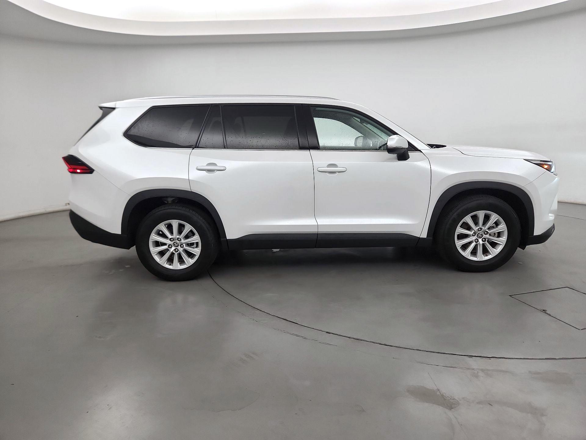 Thumbnail: 2025 Toyota Grand Highlander - 4