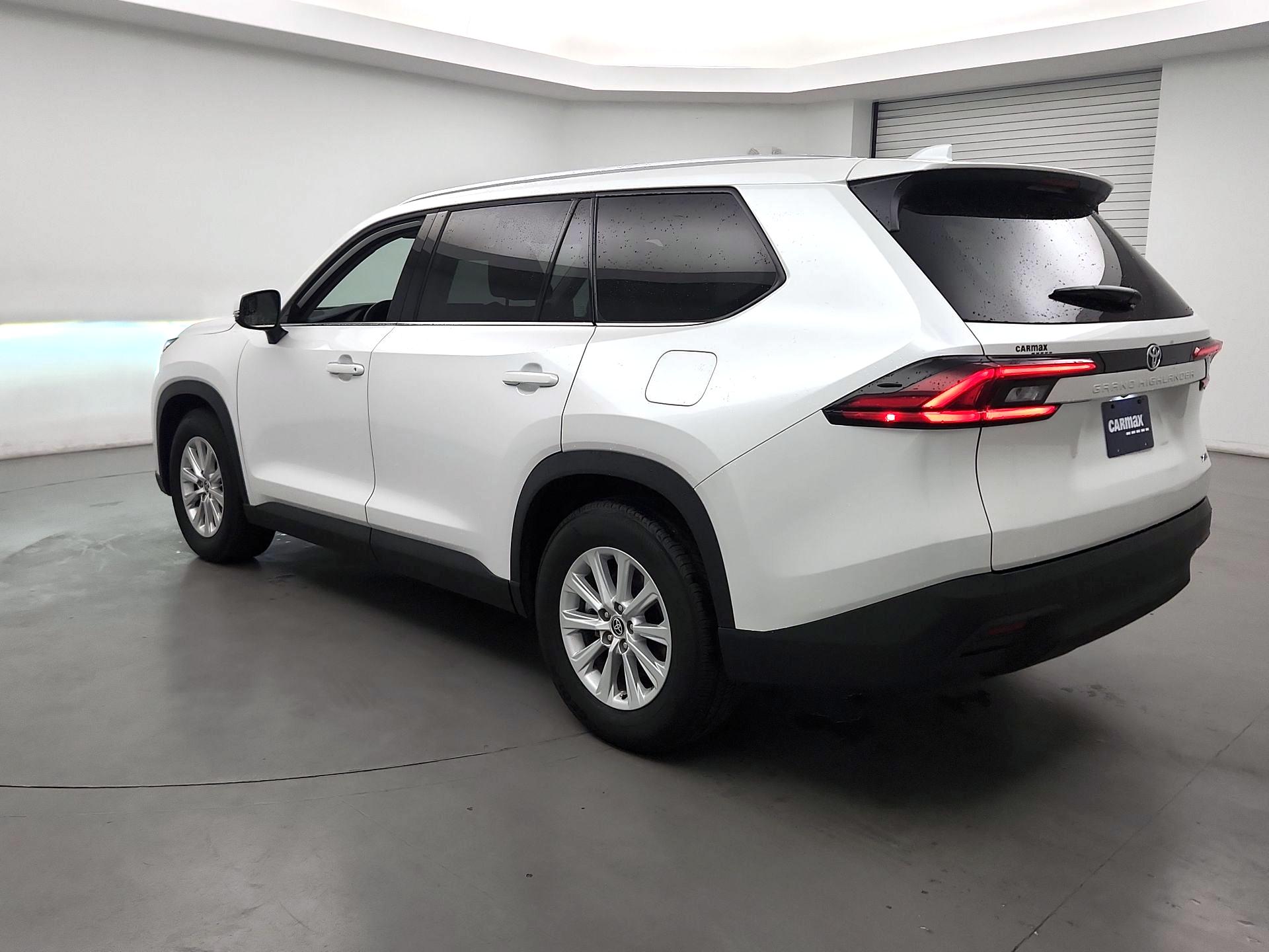 Thumbnail: 2025 Toyota Grand Highlander - 7