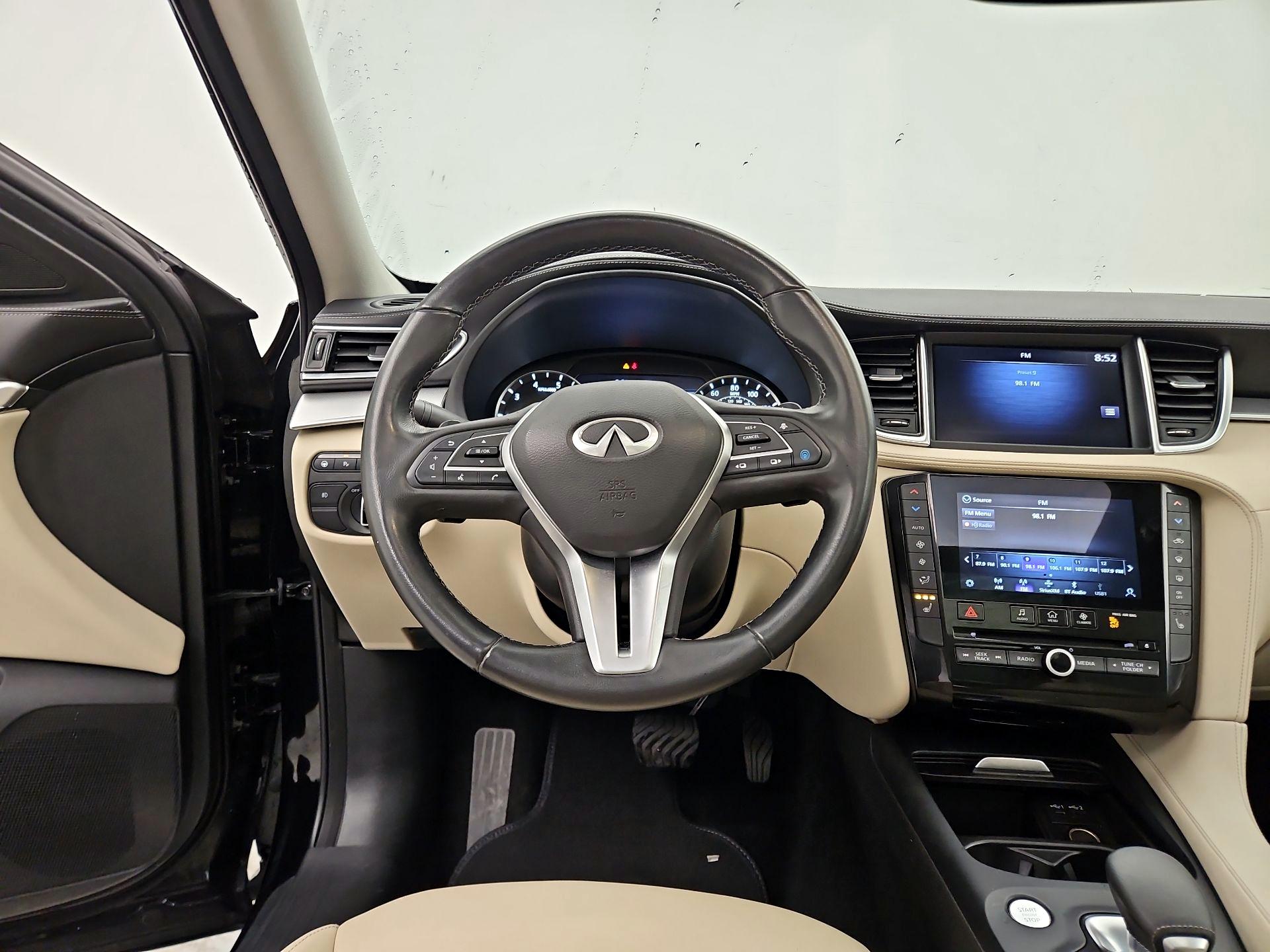 Thumbnail: 2021 INFINITI QX50 - 10